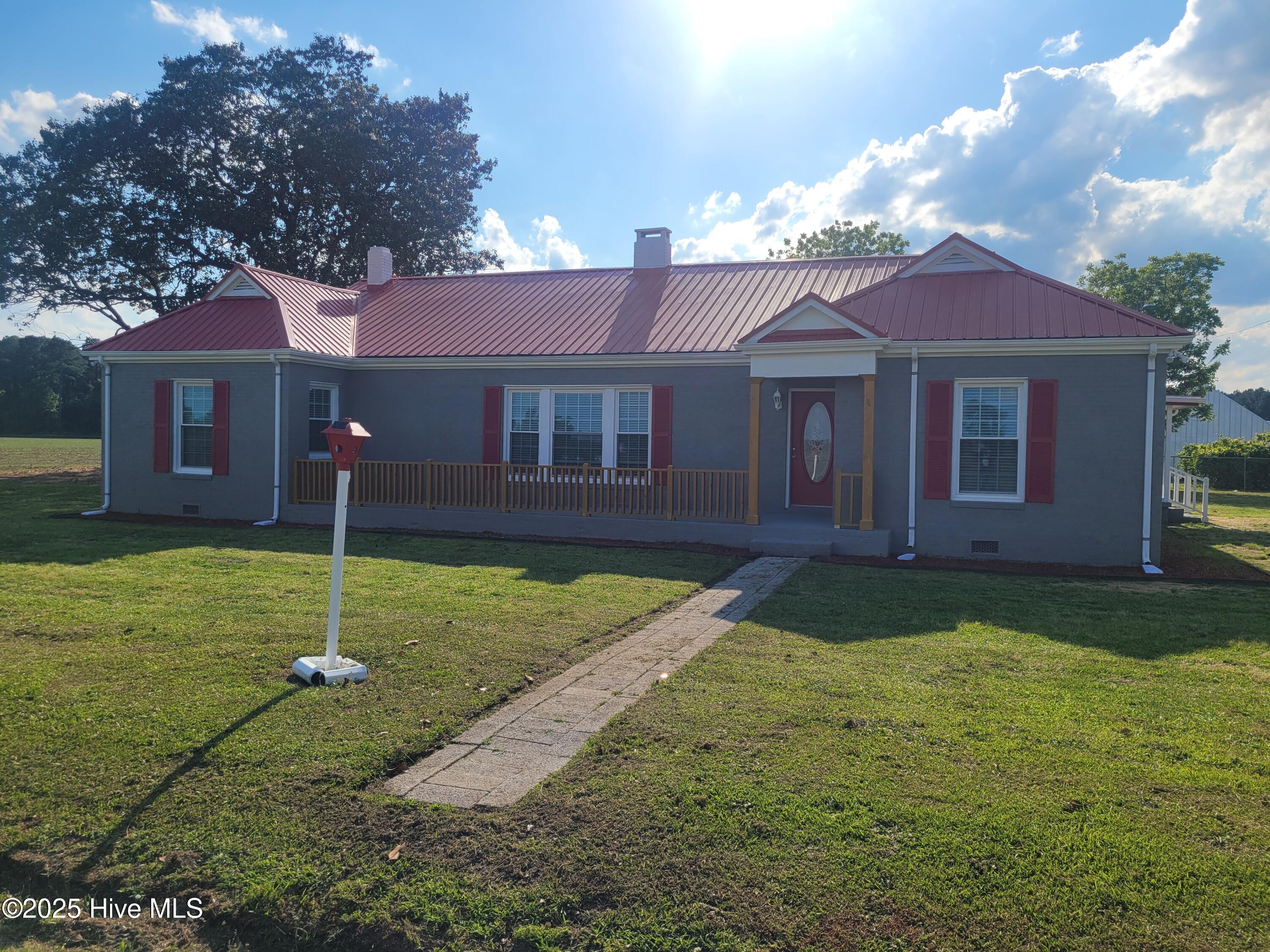 4384 Race Track Road Property Photo