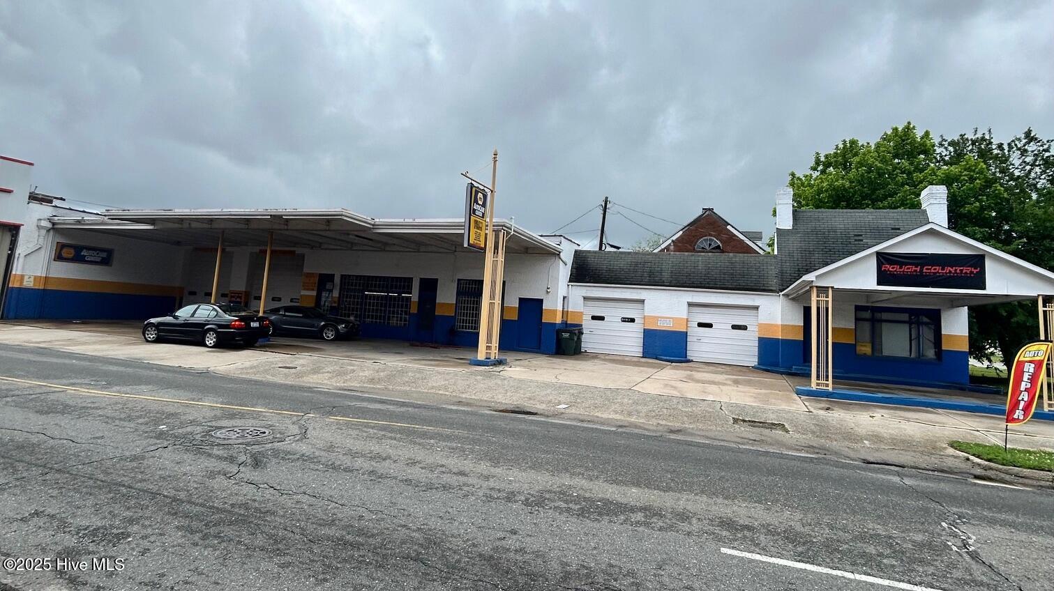 610 N Herritage Street Property Photo