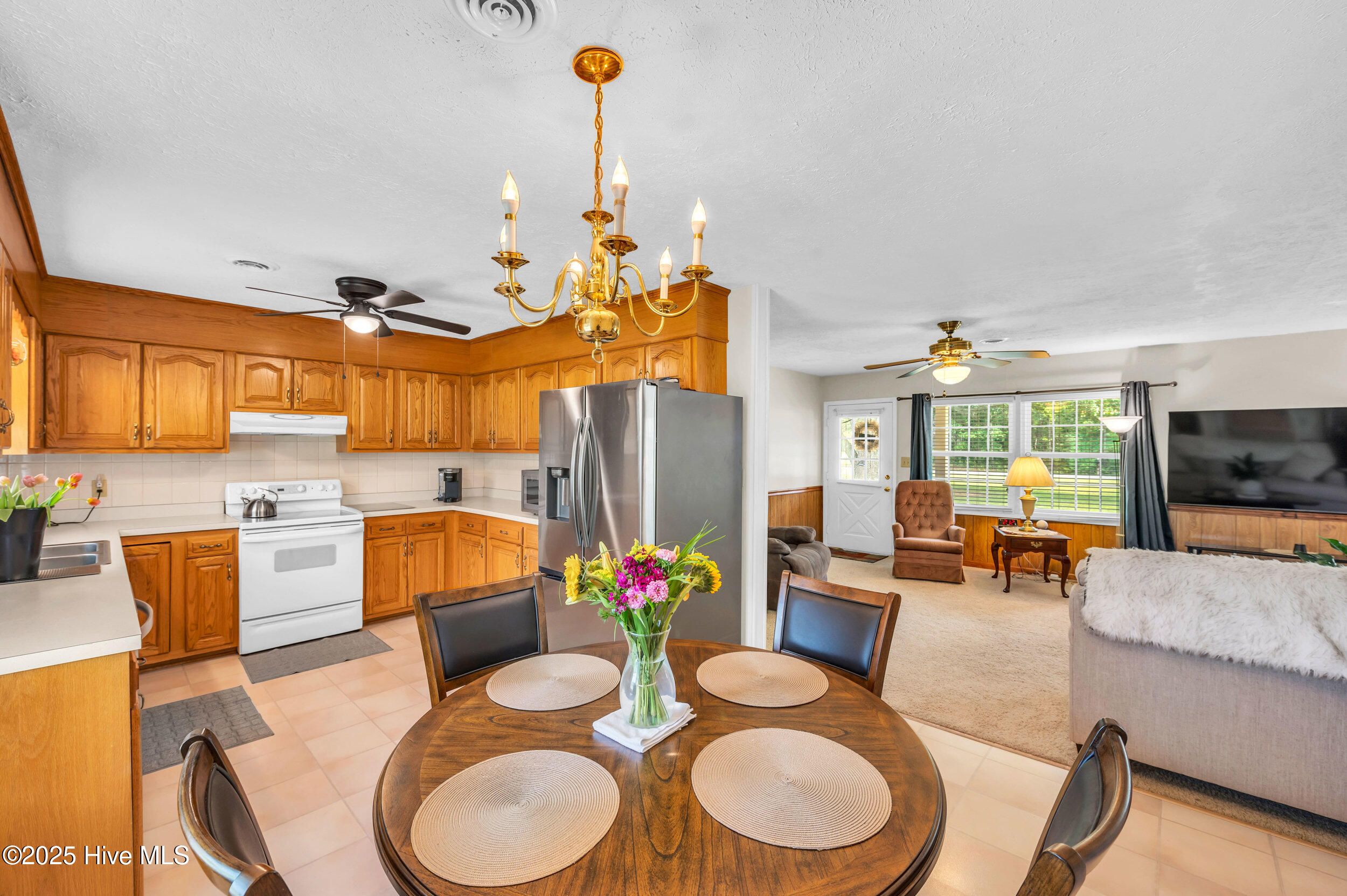 506 Dew Oil Plant Road Property Photo 10