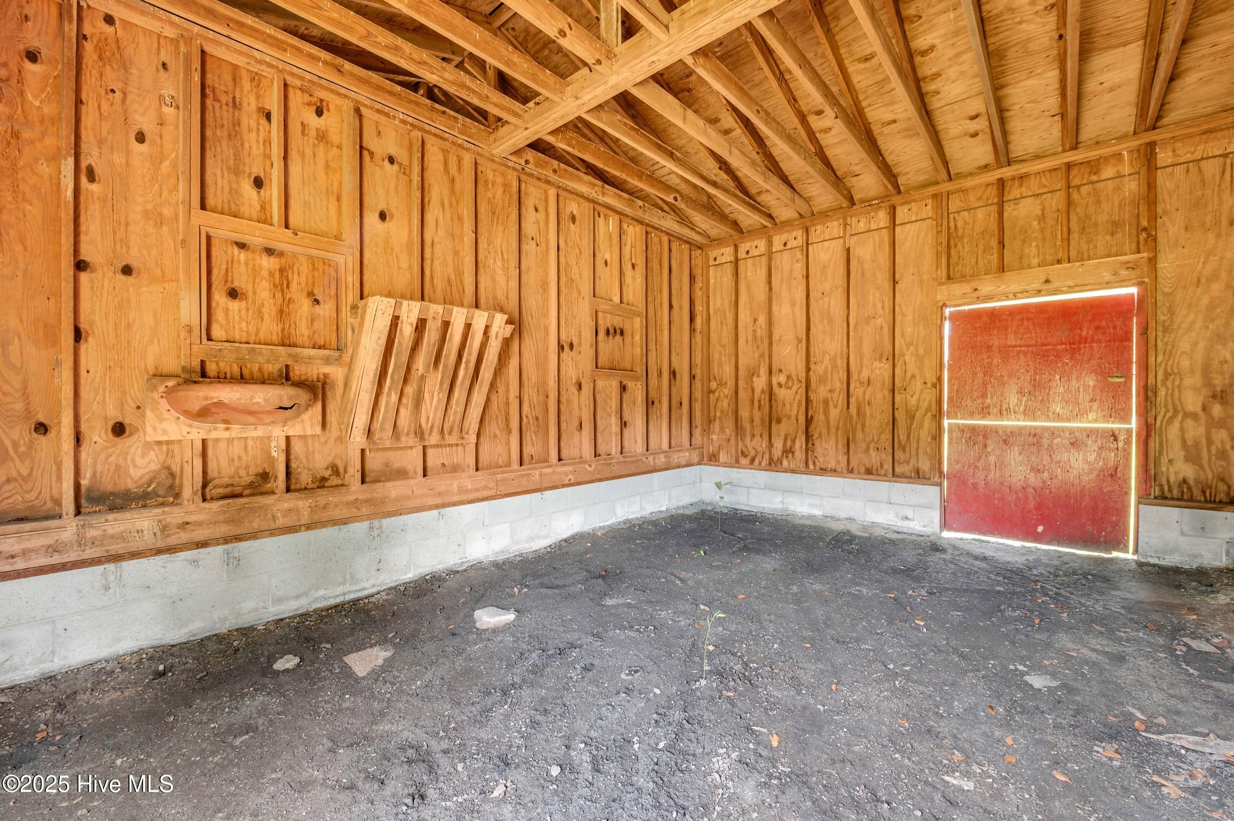 506 Dew Oil Plant Road Property Photo 39