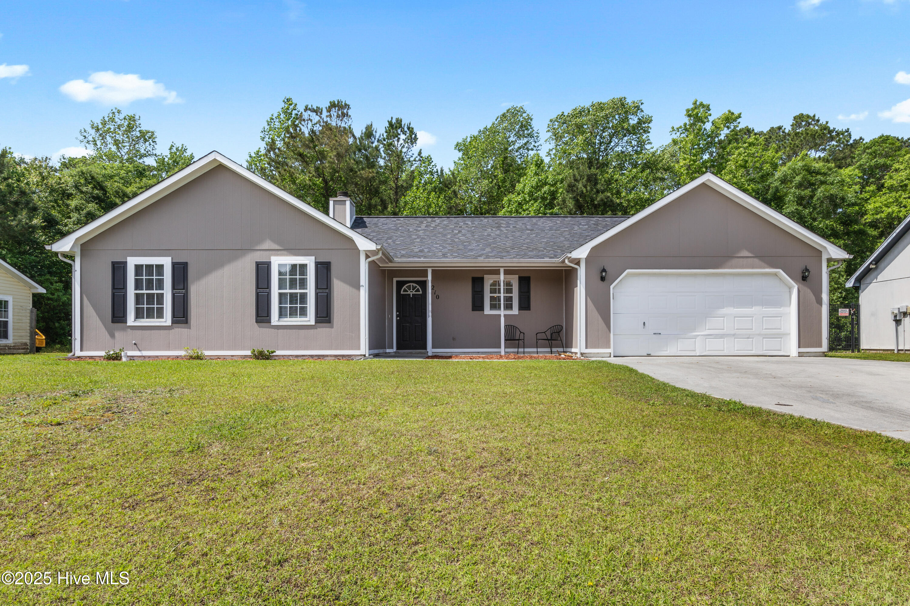210 Gray Fox Property Photo