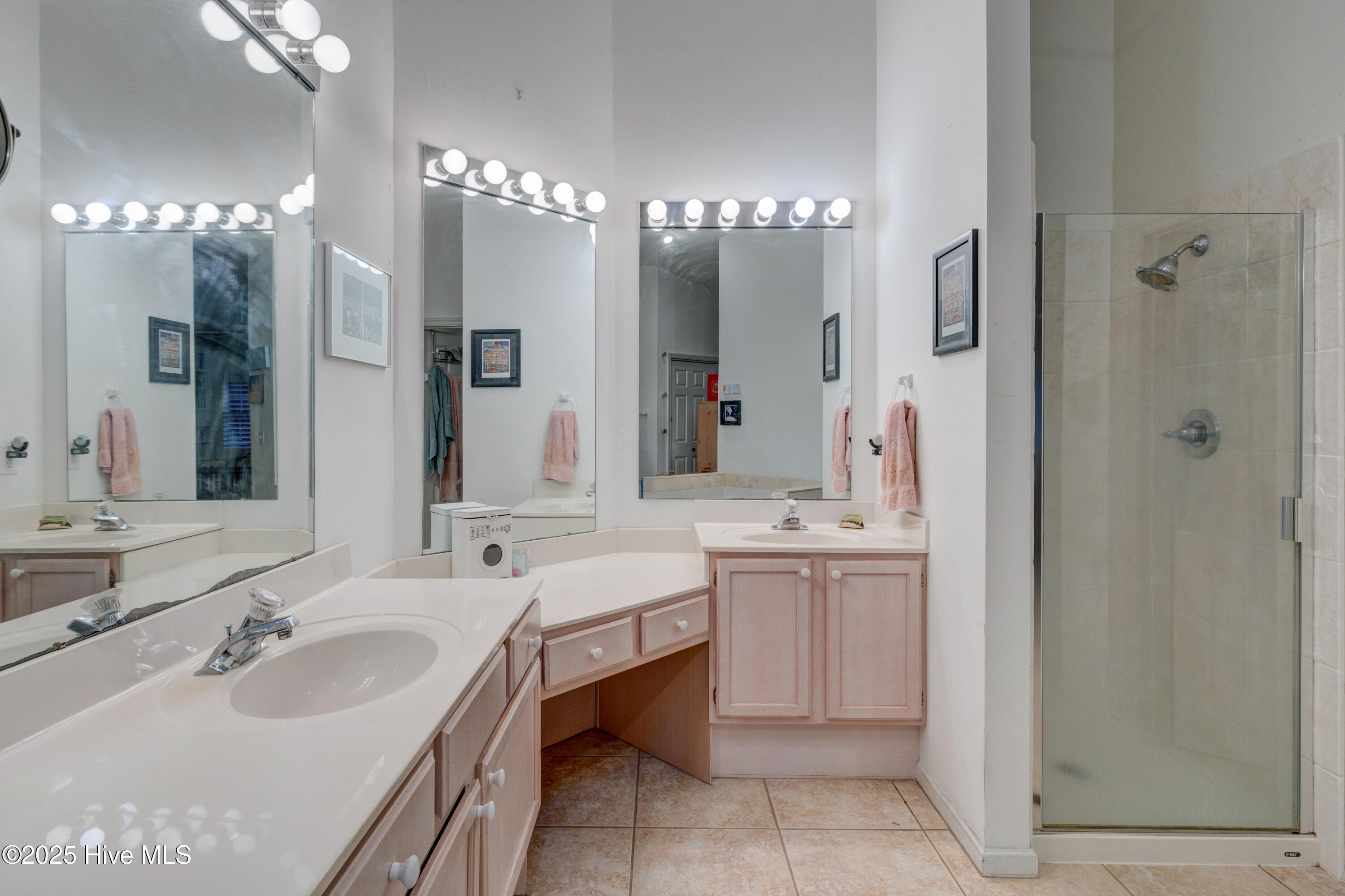 3508 Whispering Pines Court Property Photo 17
