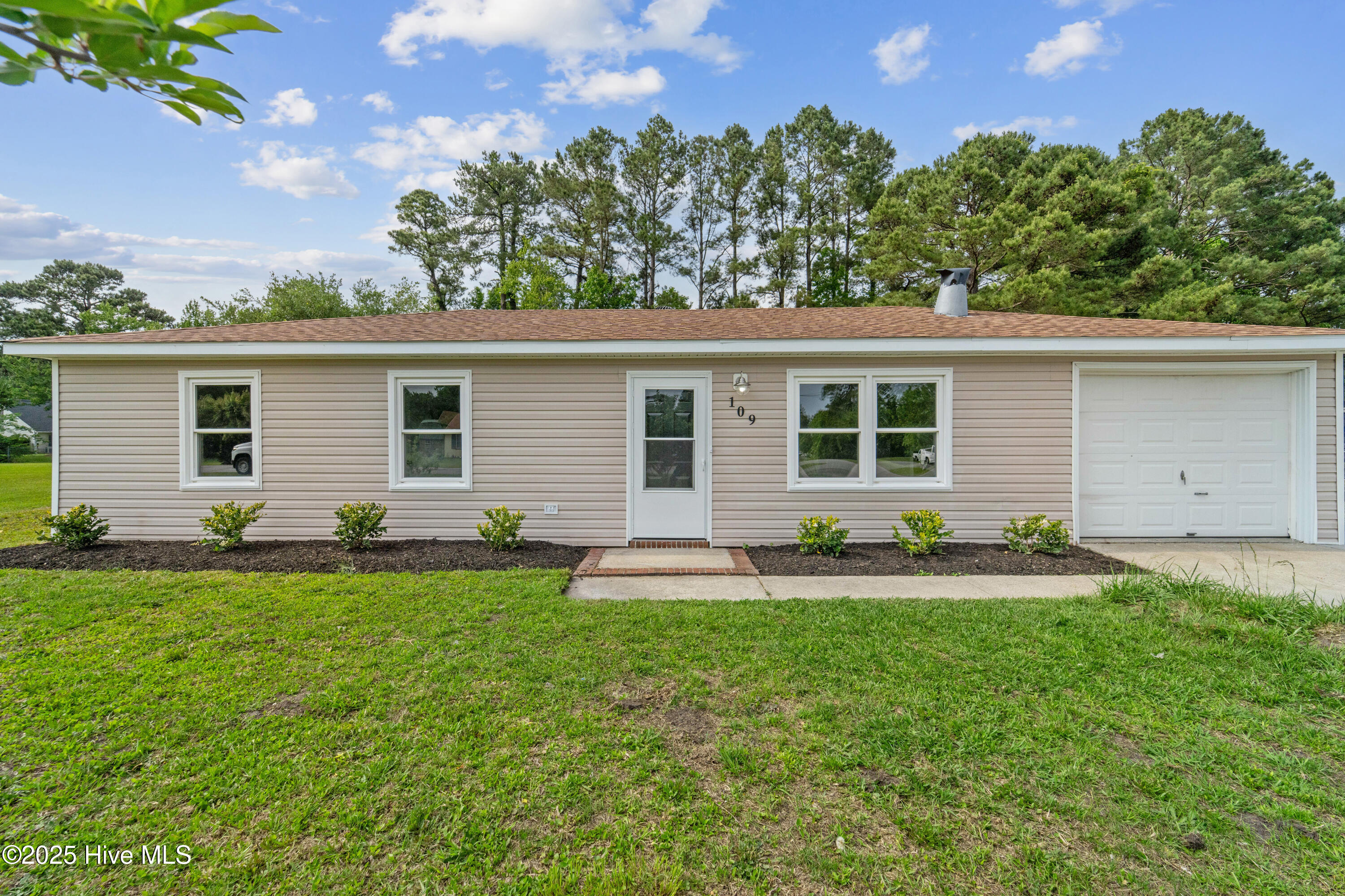 109 Shipman Road Property Photo