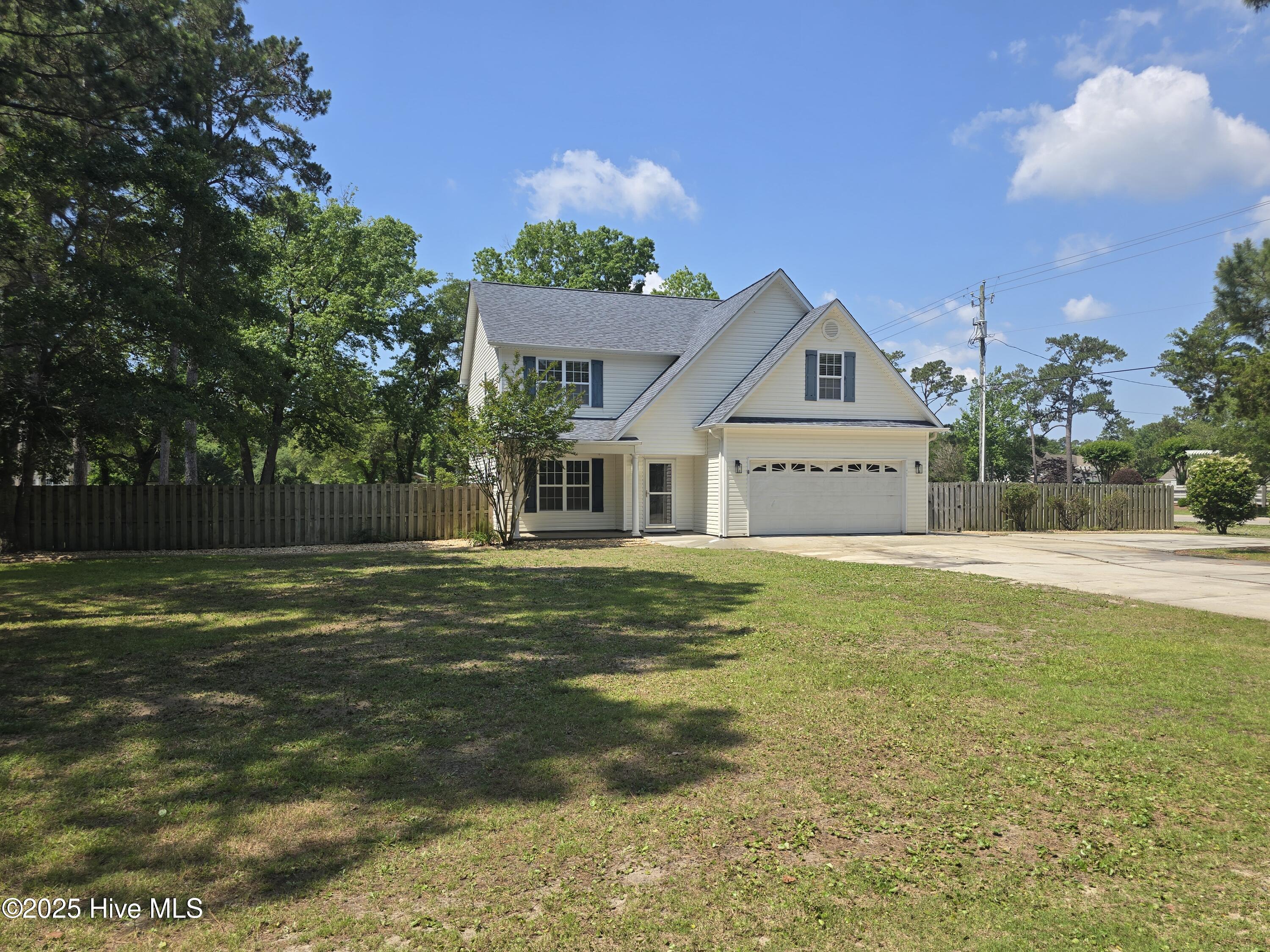 200 Golf View Drive Property Photo 1