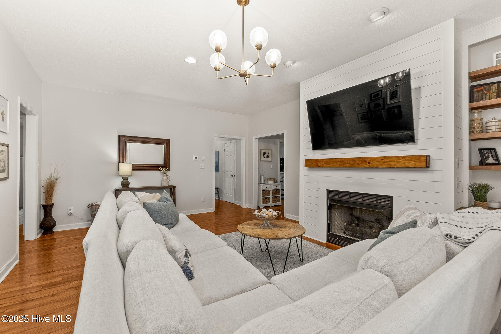 124 Sutton Drive Property Photo 12