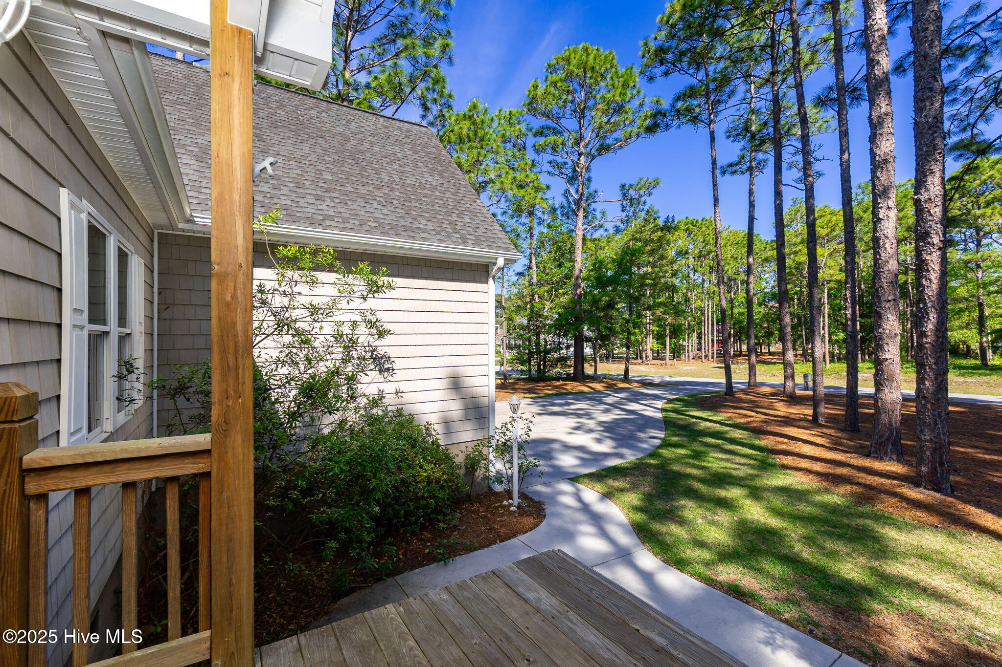 124 Sutton Drive Property Photo 33
