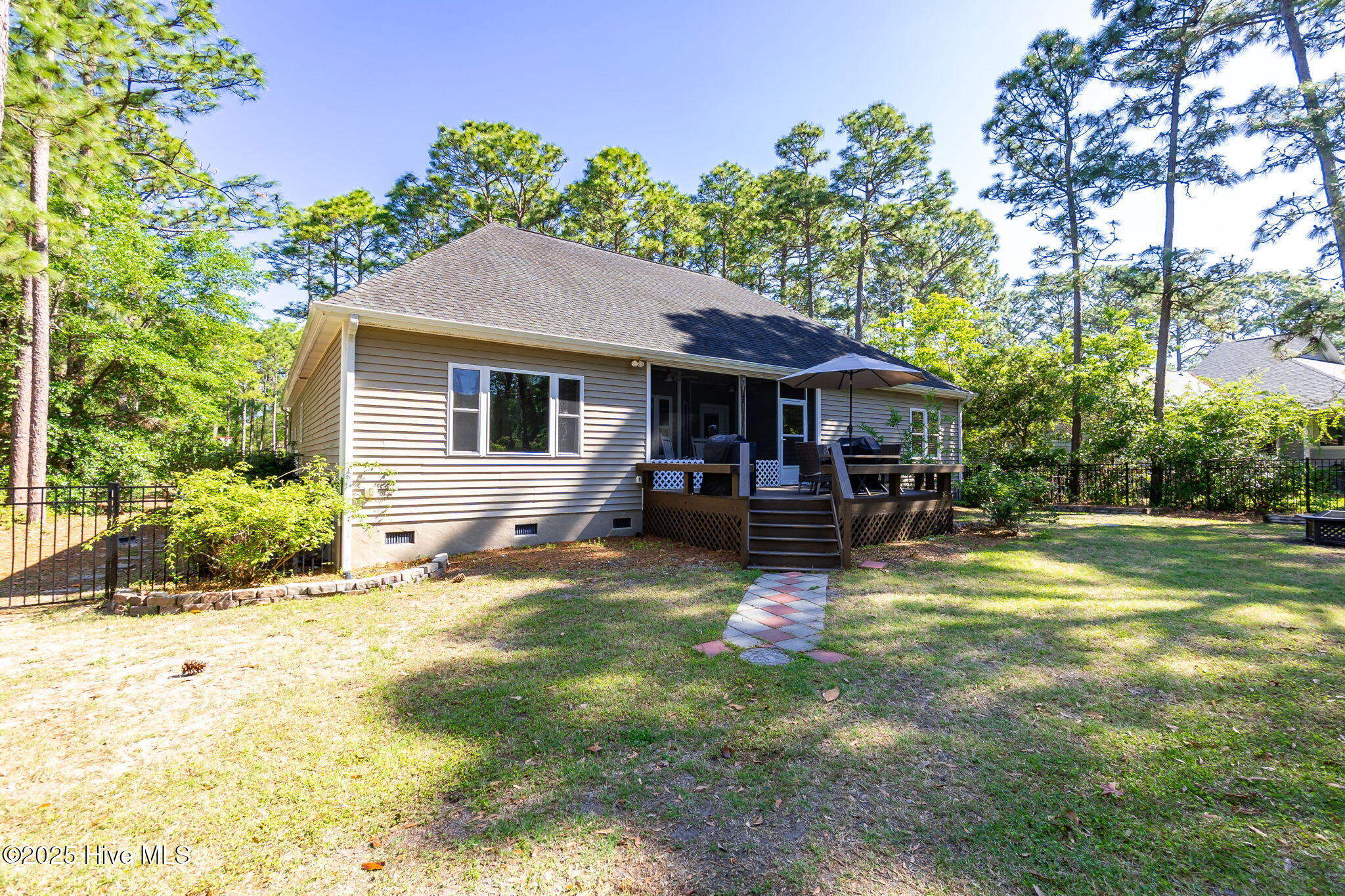 124 Sutton Drive Property Photo 45