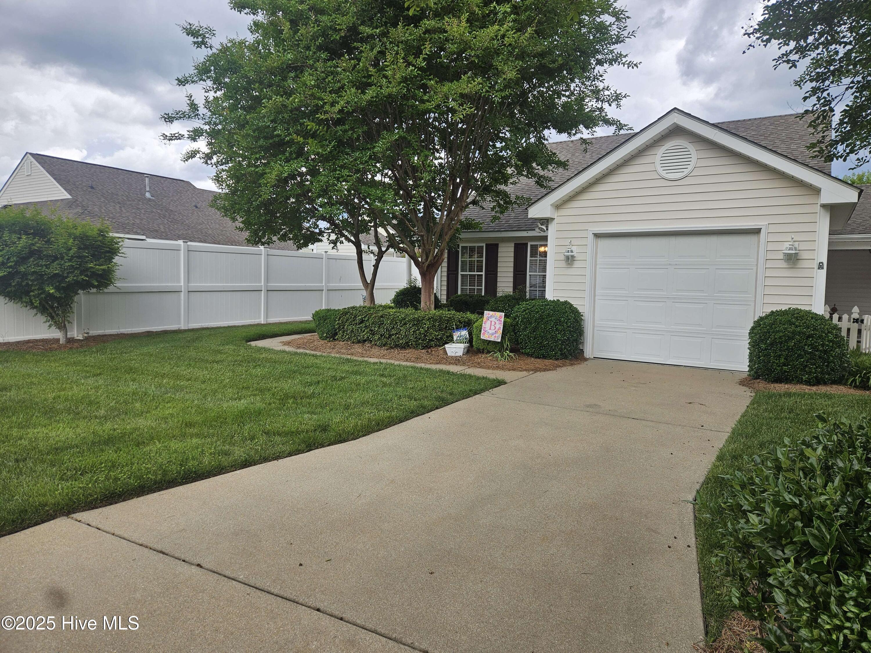 4737 Gardenia Circle Property Photo 1