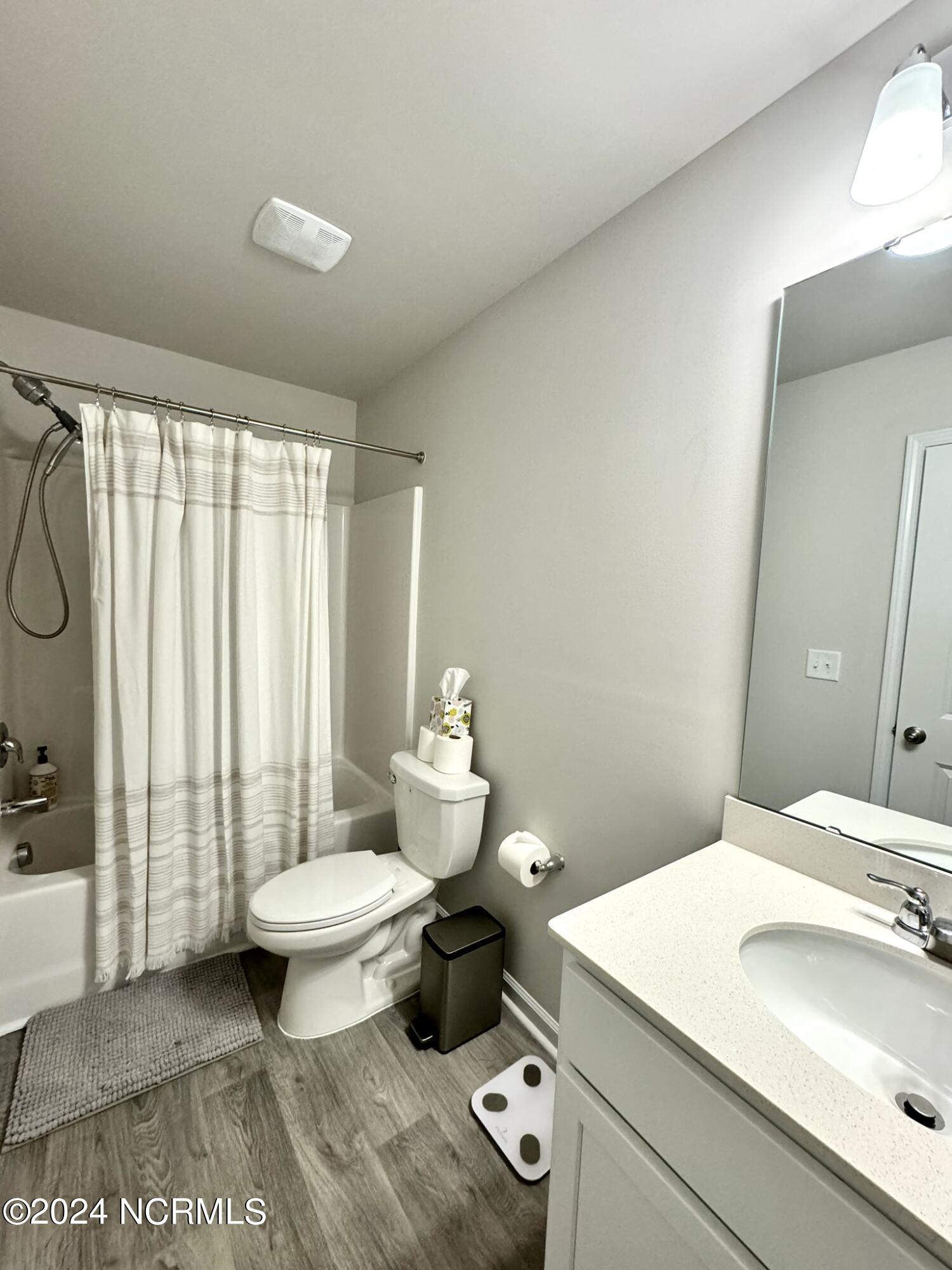 5275 Meagan Lane Property Photo 4