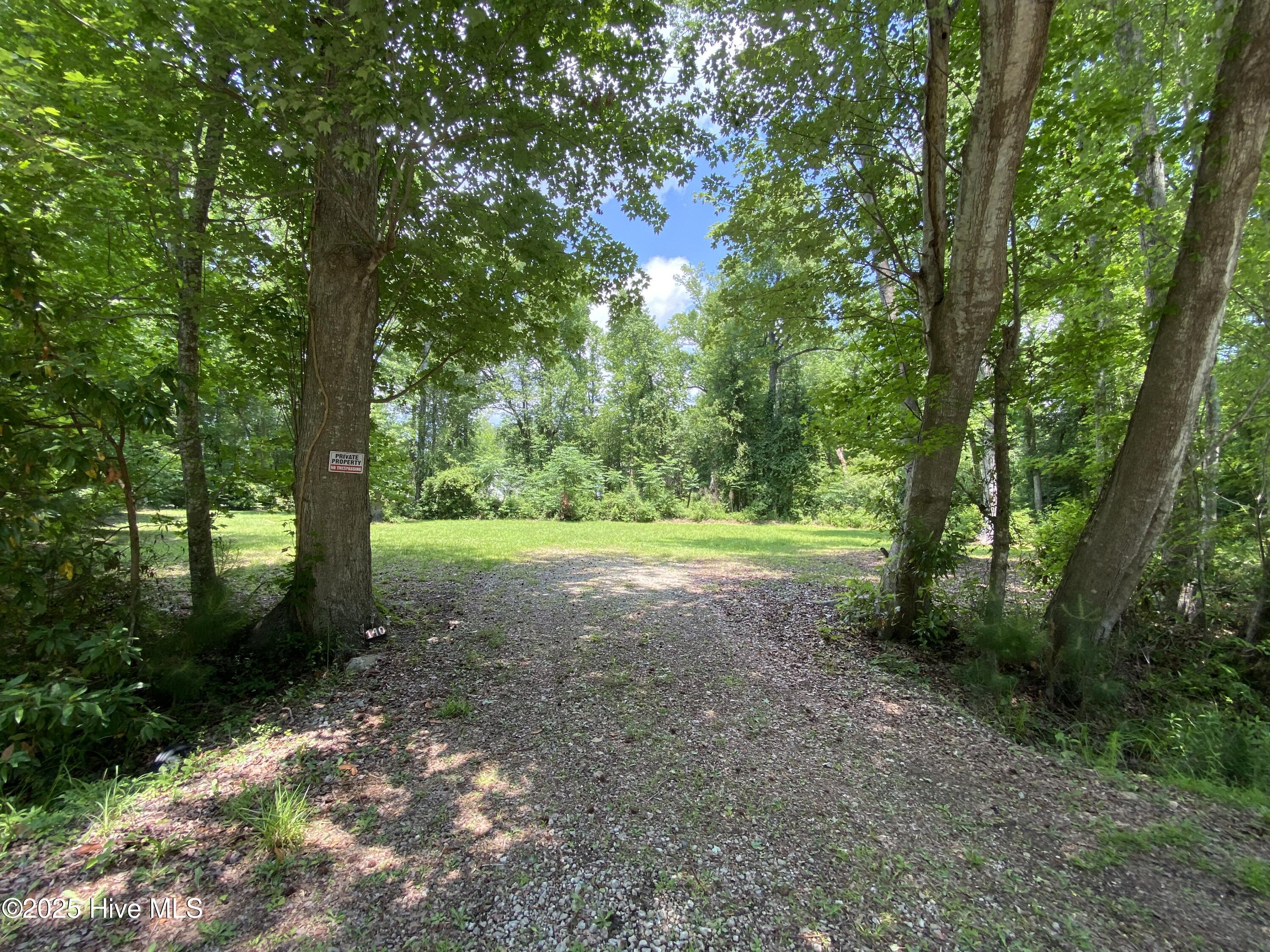 140 Country Club Lane Property Photo