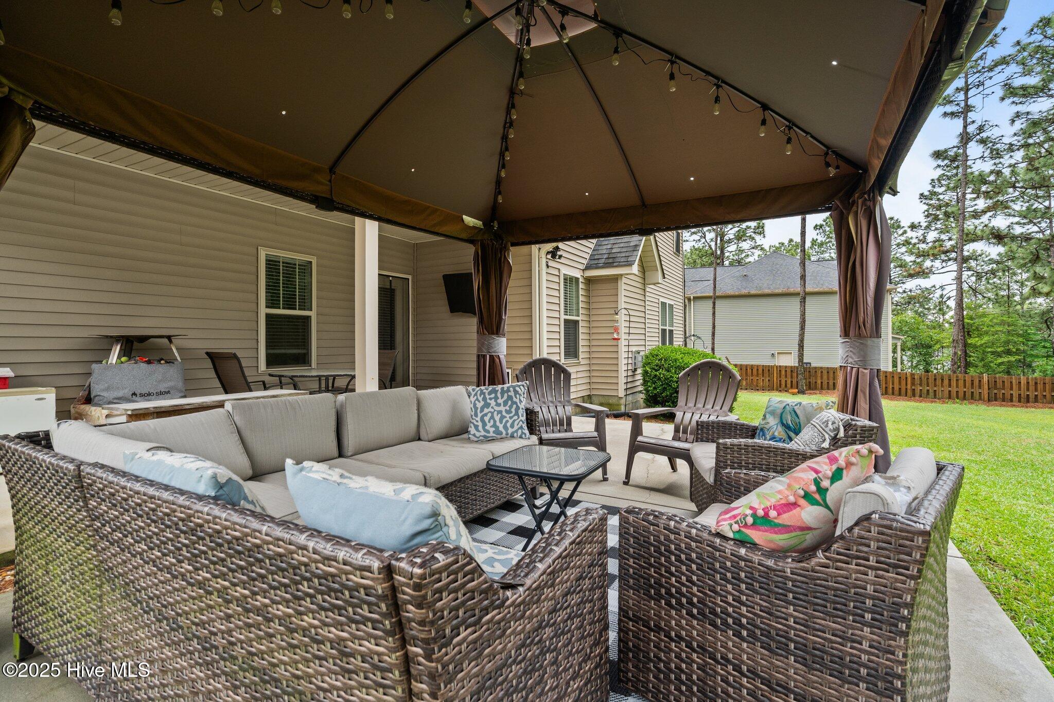 113 Whisper Grove Court Property Photo 46