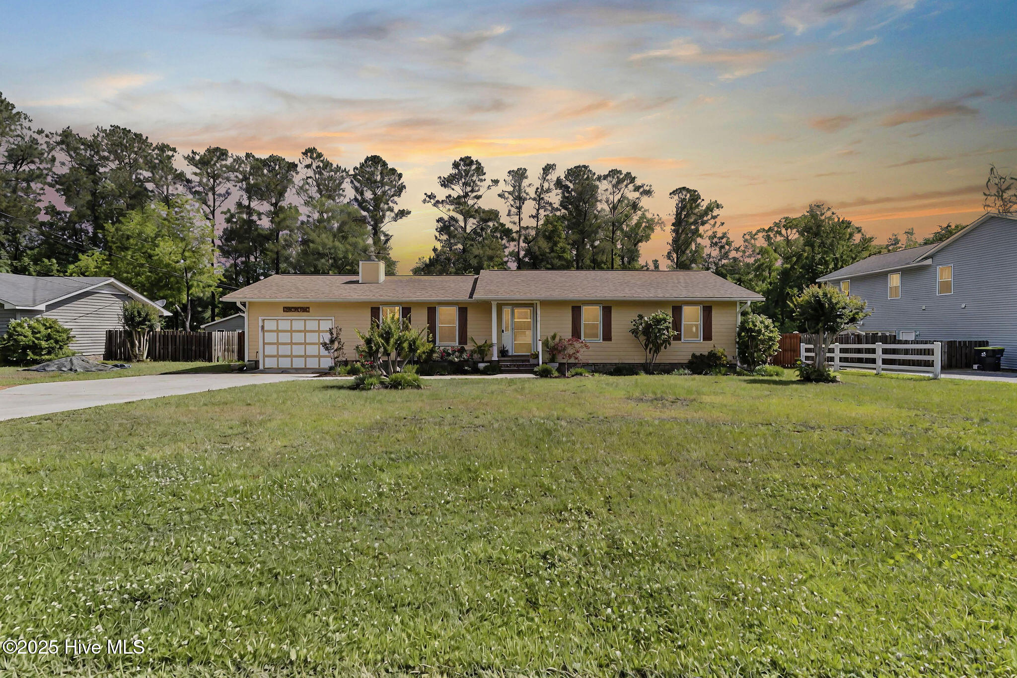 113 Holly Street Property Photo