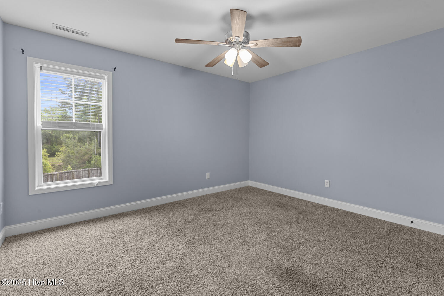 302 First Post Road Property Photo 21