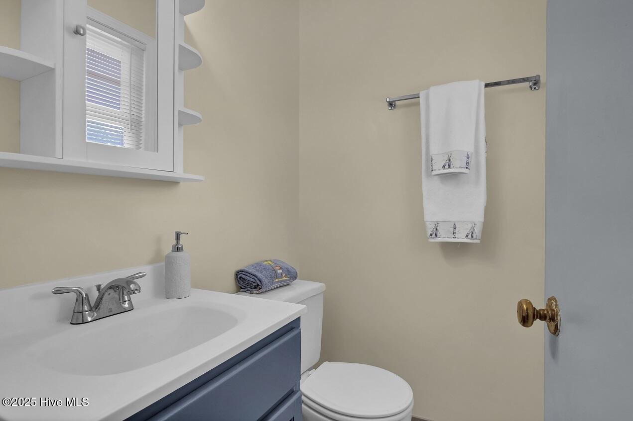 805 Hamlet Avenue Property Photo 16