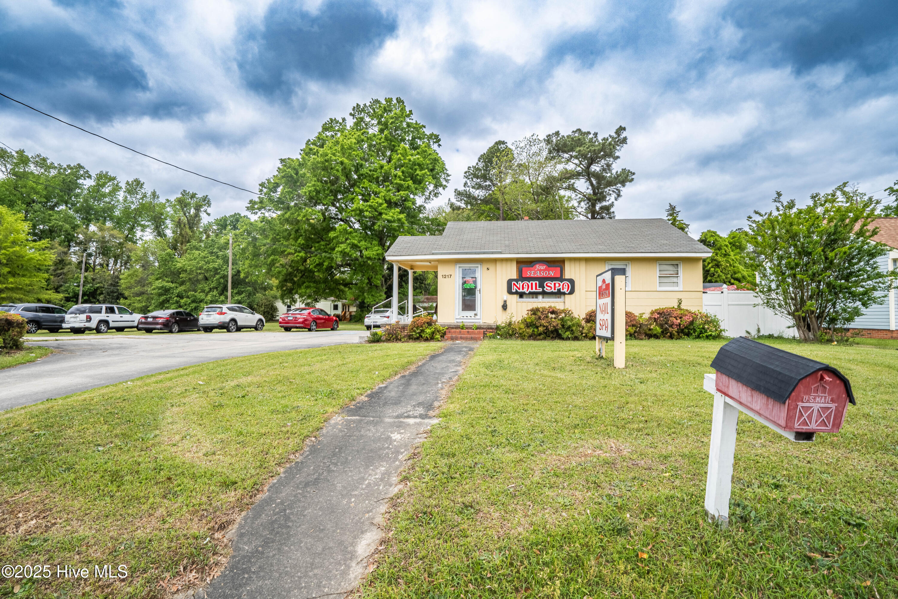 1217 Atkinson Street Property Photo 1
