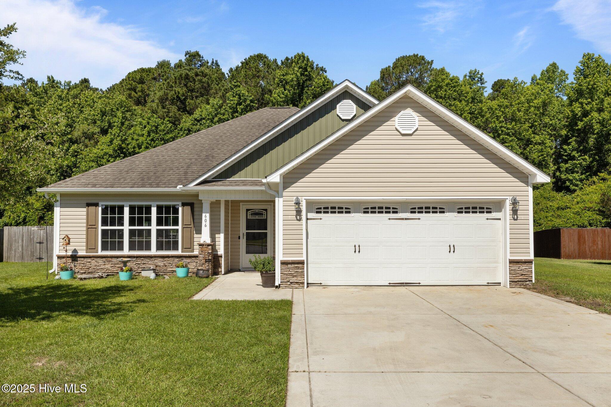 606 Spoleto Court Property Photo