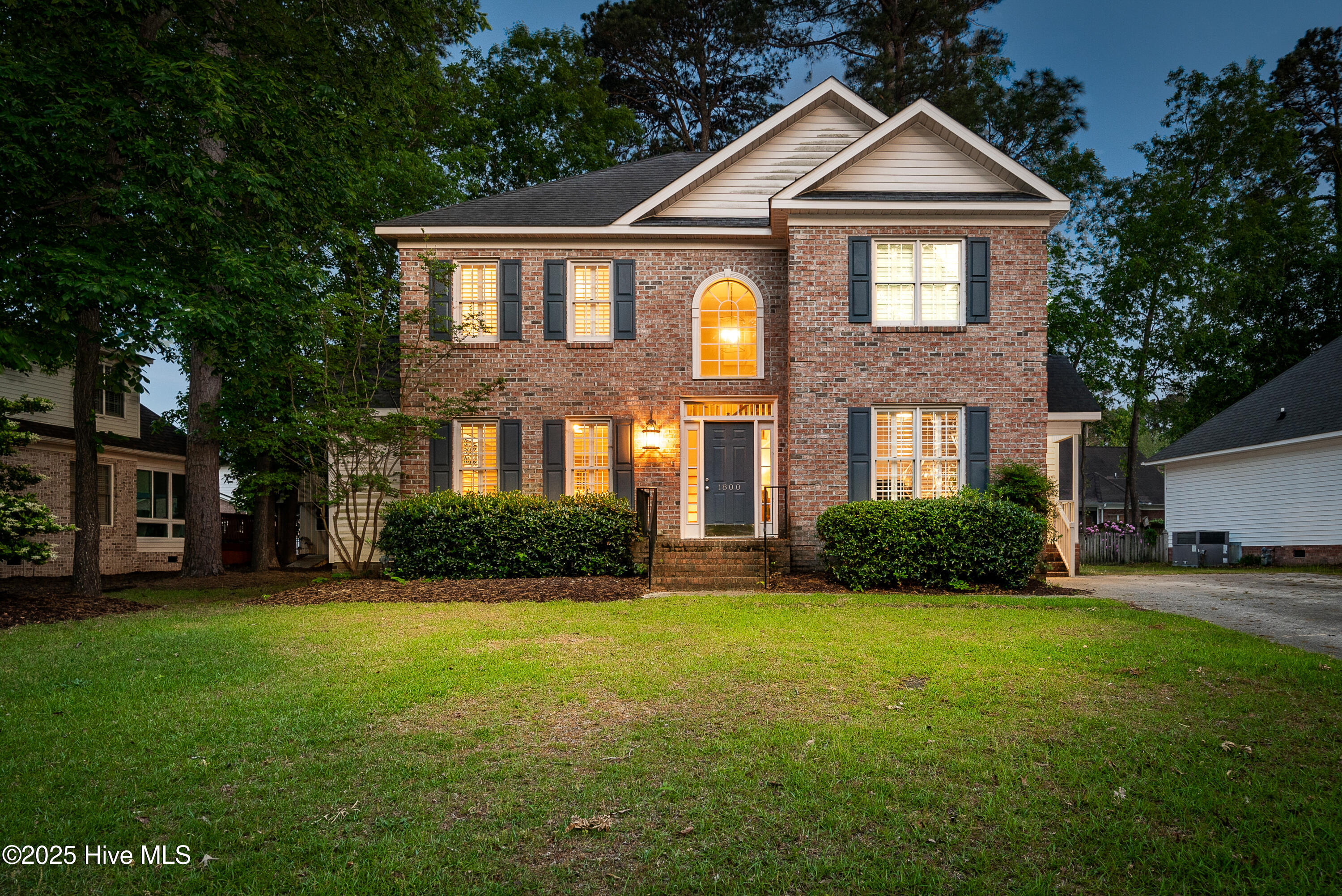 1800 Muirfield Drive Property Photo