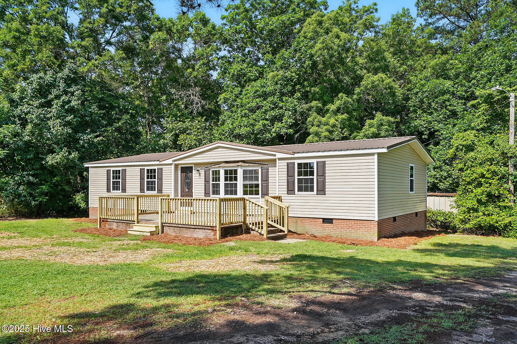 1392 L Cooper Road Property Photo