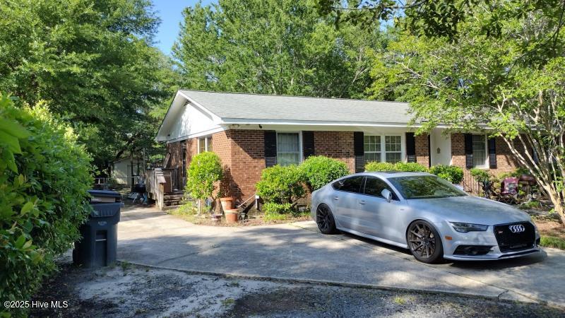 206 Cherokee Trail Property Photo