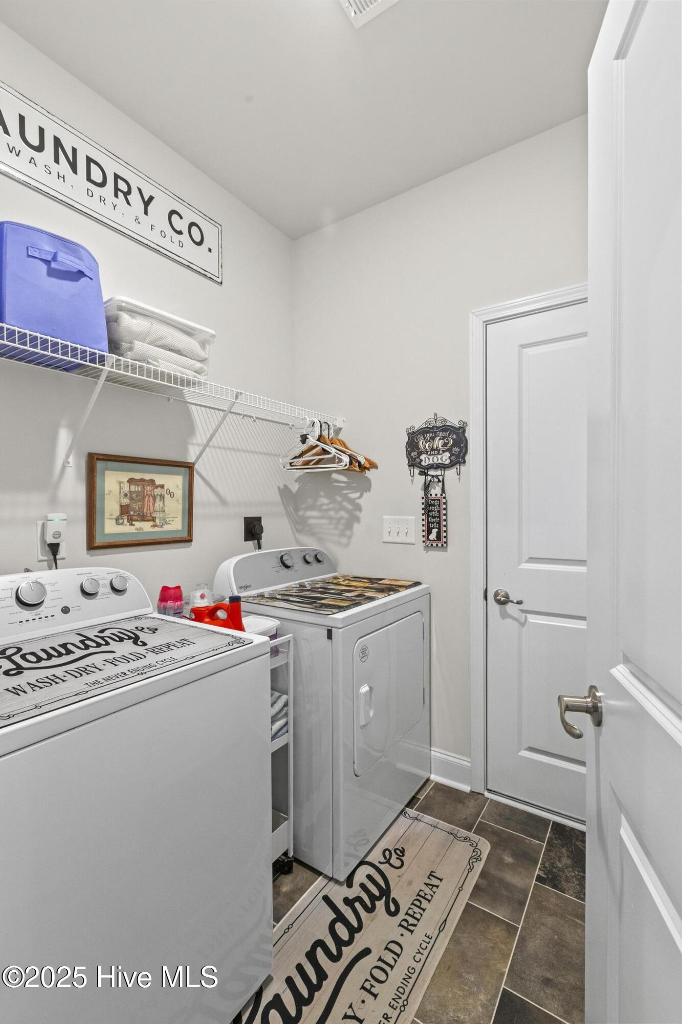 752 Greenwich Place Property Photo 8