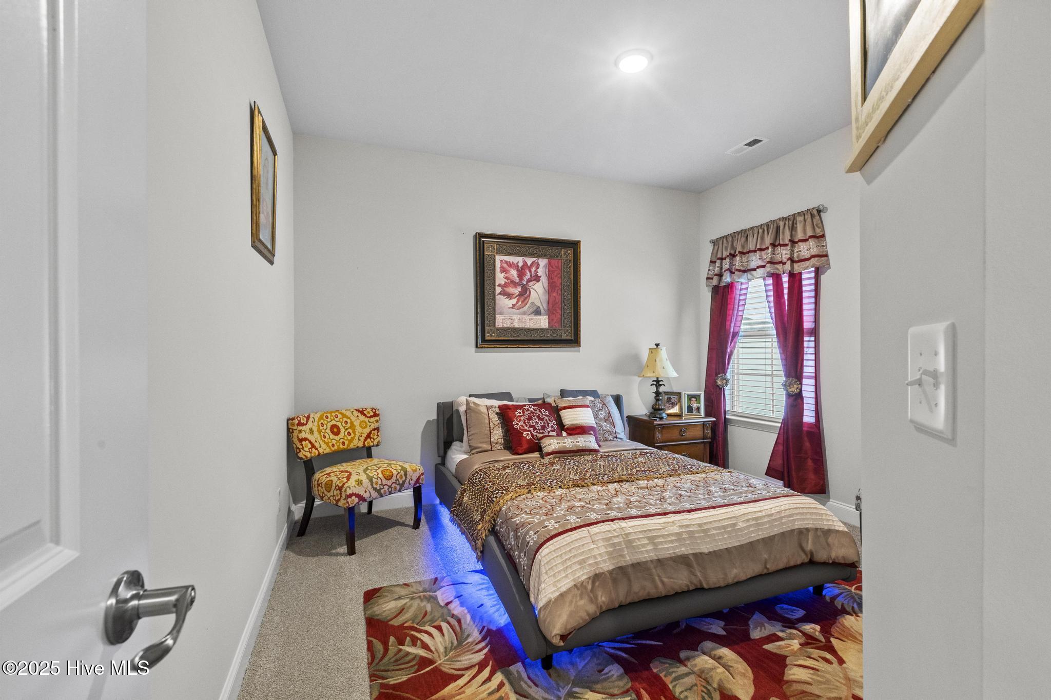 752 Greenwich Place Property Photo 15