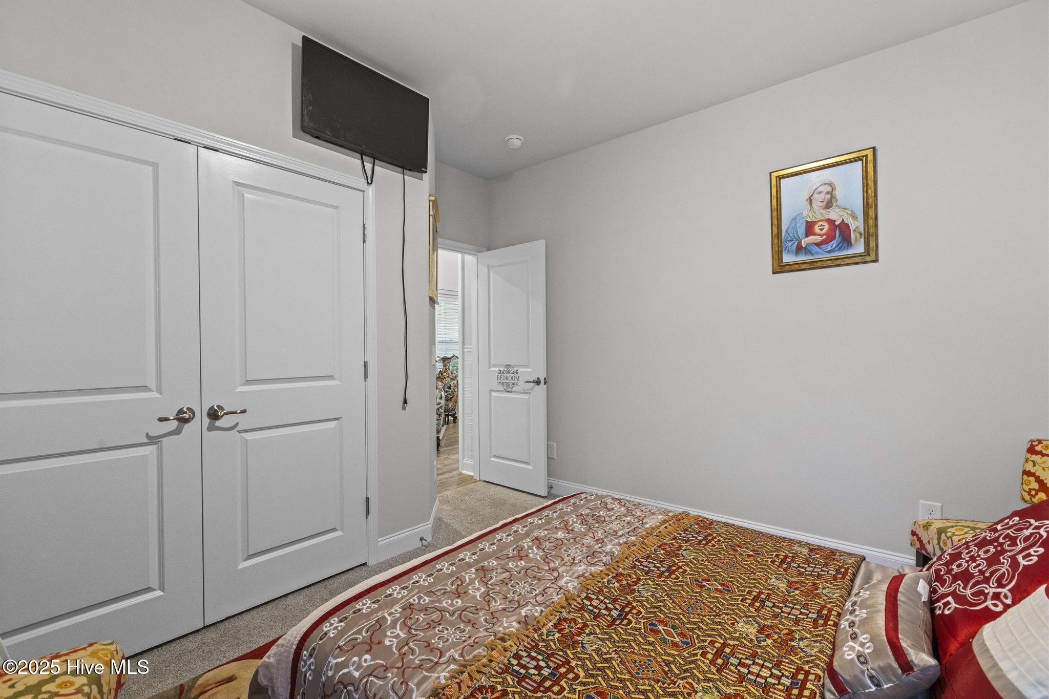 752 Greenwich Place Property Photo 16