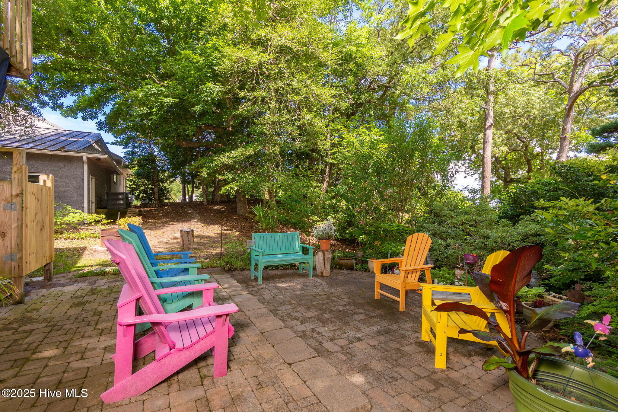 104 Elm Court Property Photo 37