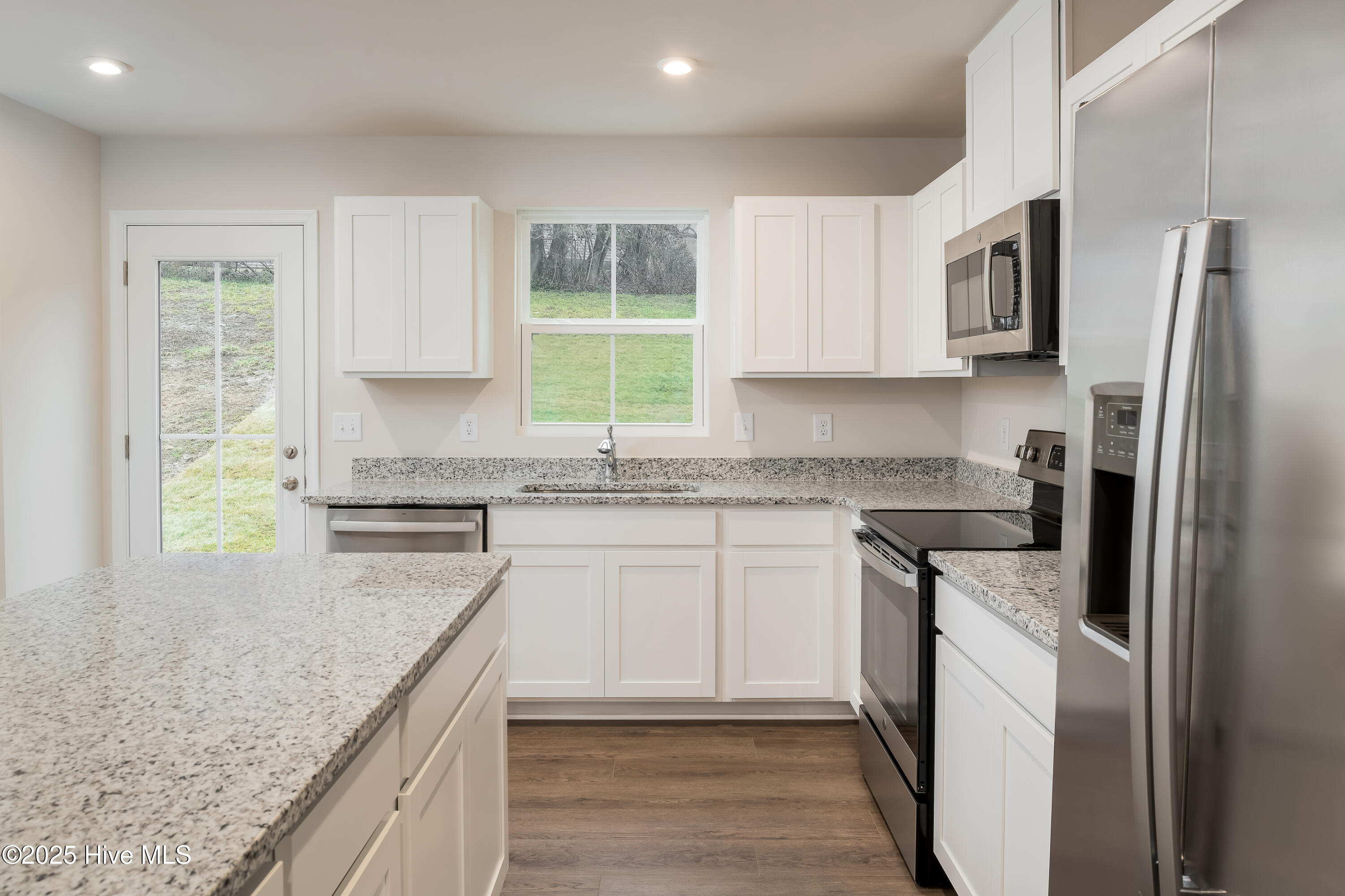 1496 Pine Log Trail Property Photo 3