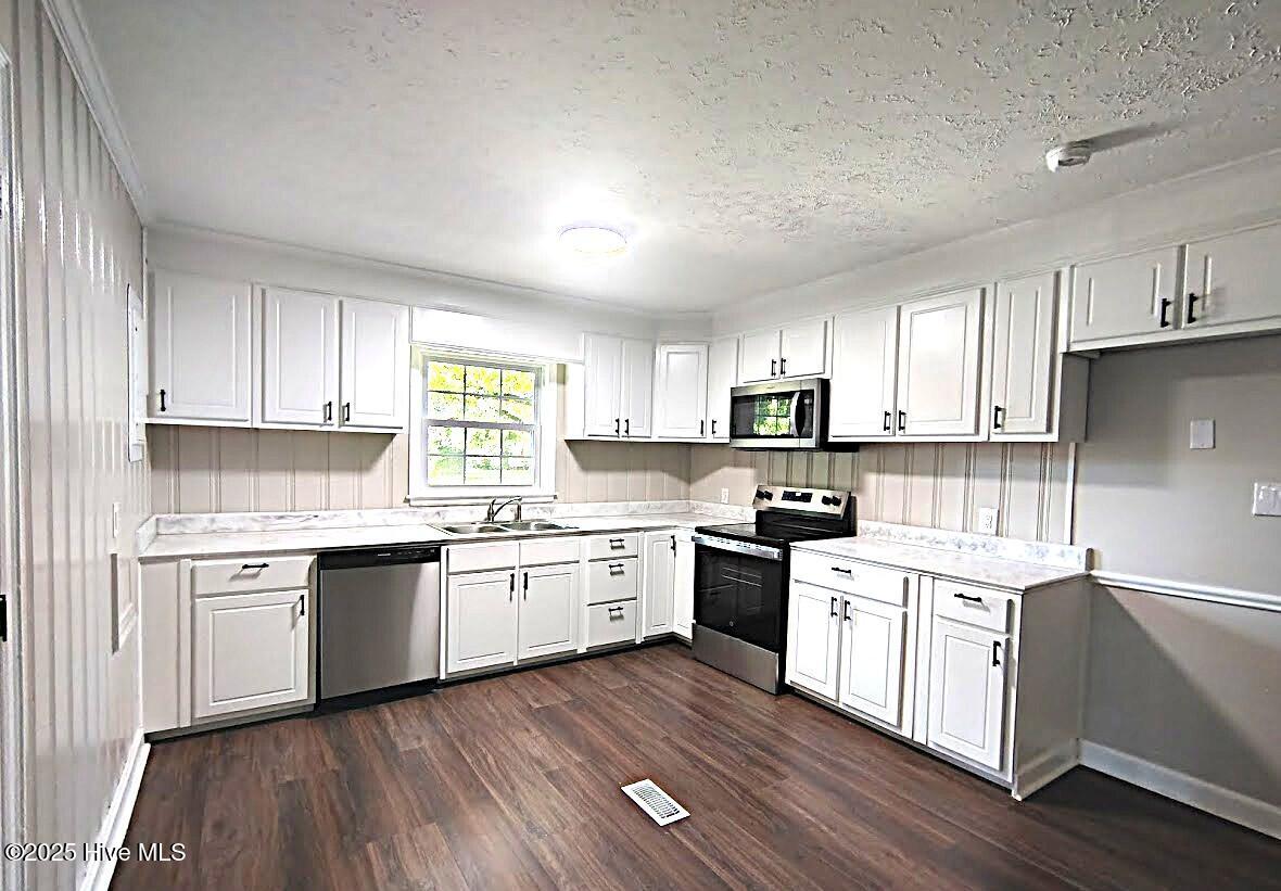 820 Franklin Street Property Photo 3