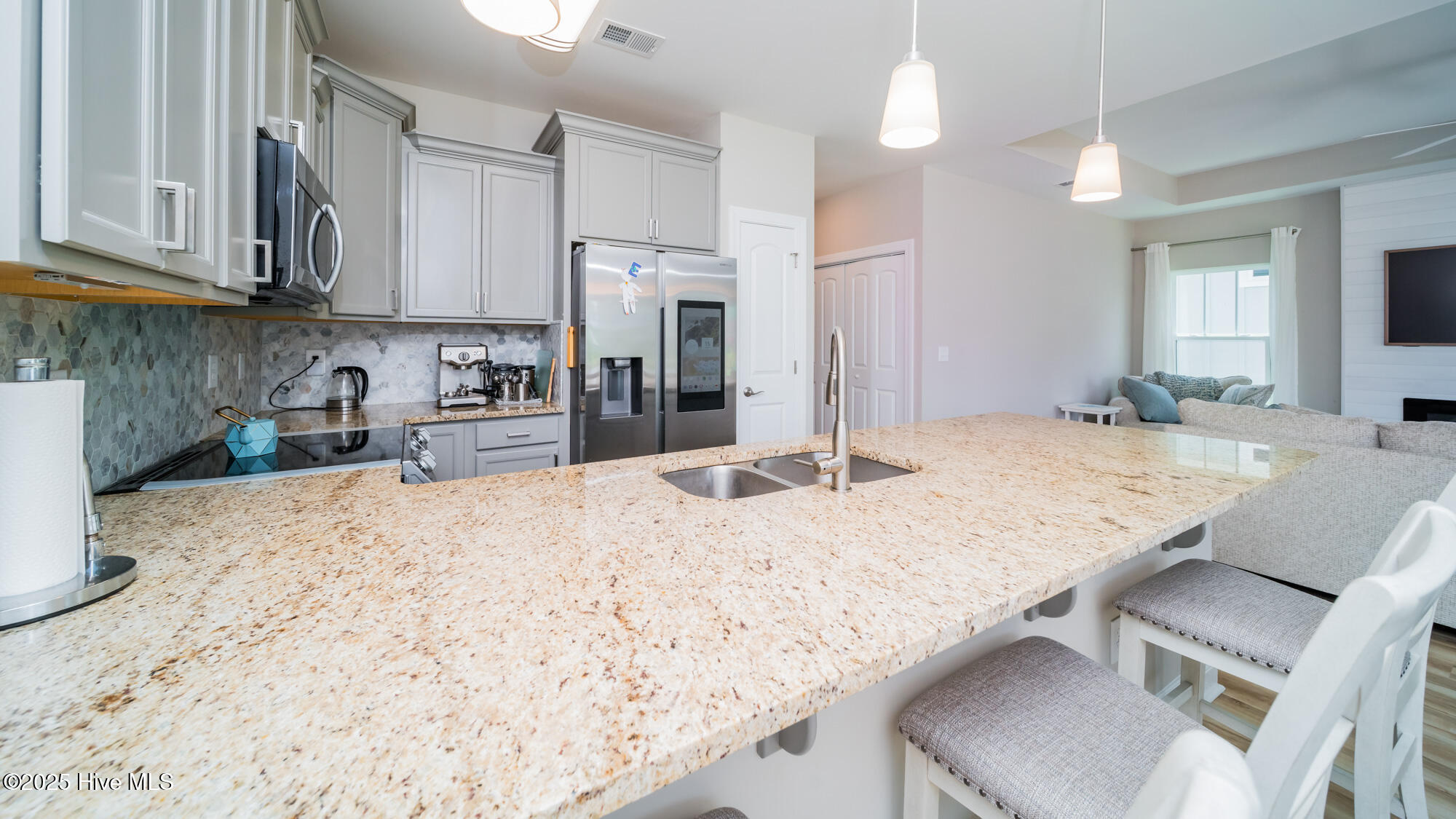 7611 Privateer Loop Property Photo 15