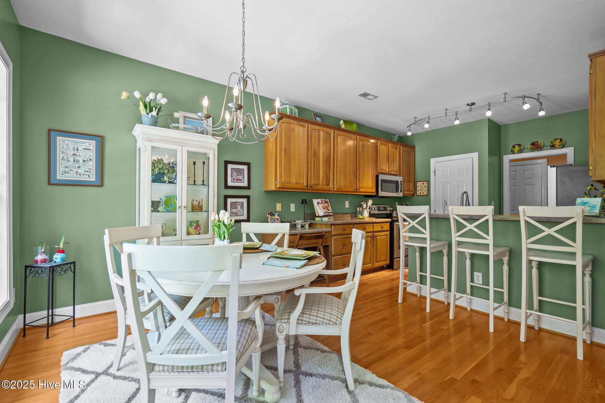 5423 Dunmore Road Property Photo 15