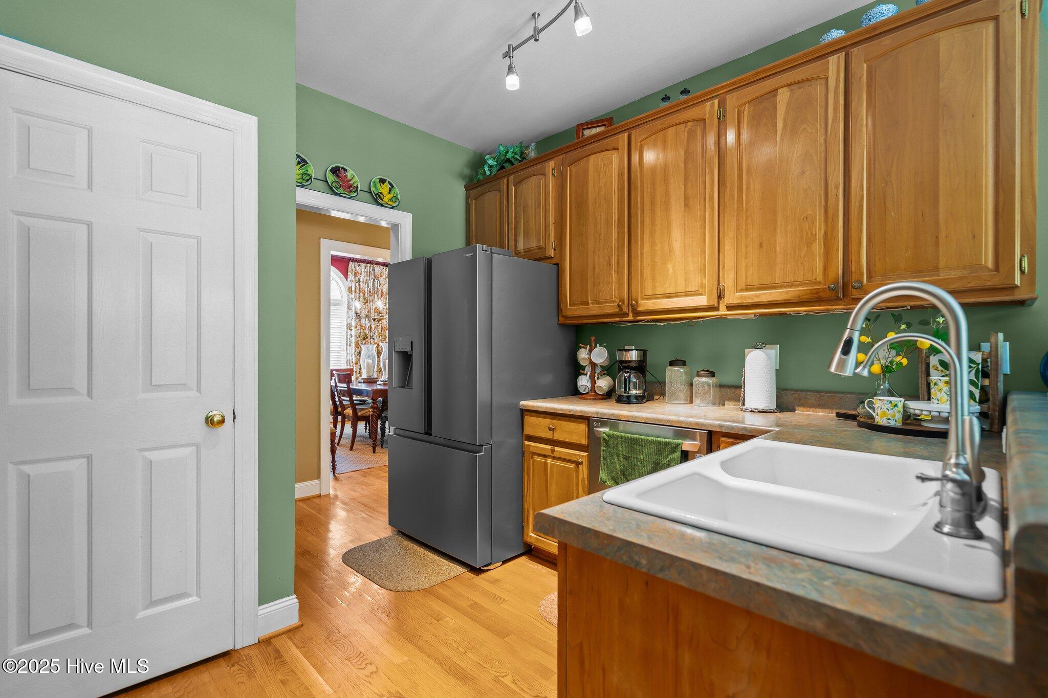 5423 Dunmore Road Property Photo 20