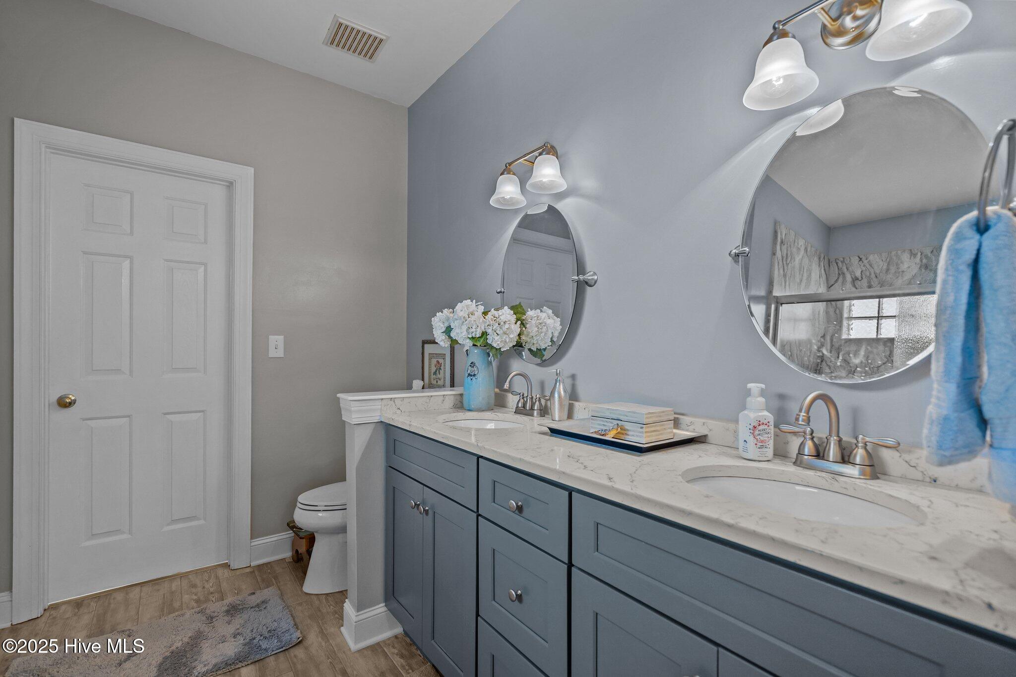 5423 Dunmore Road Property Photo 25