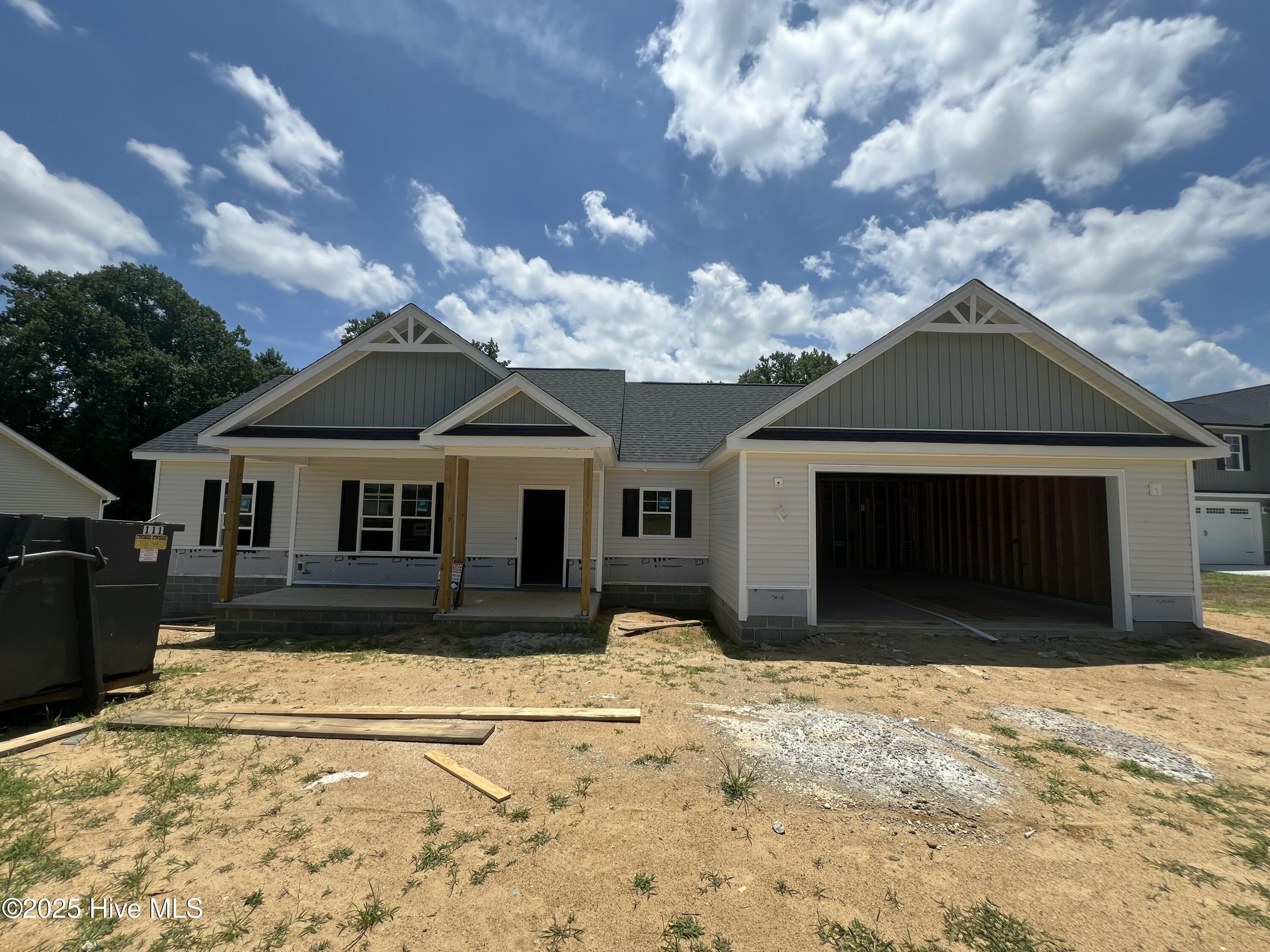 208 Creeks Edge Drive Property Photo 1
