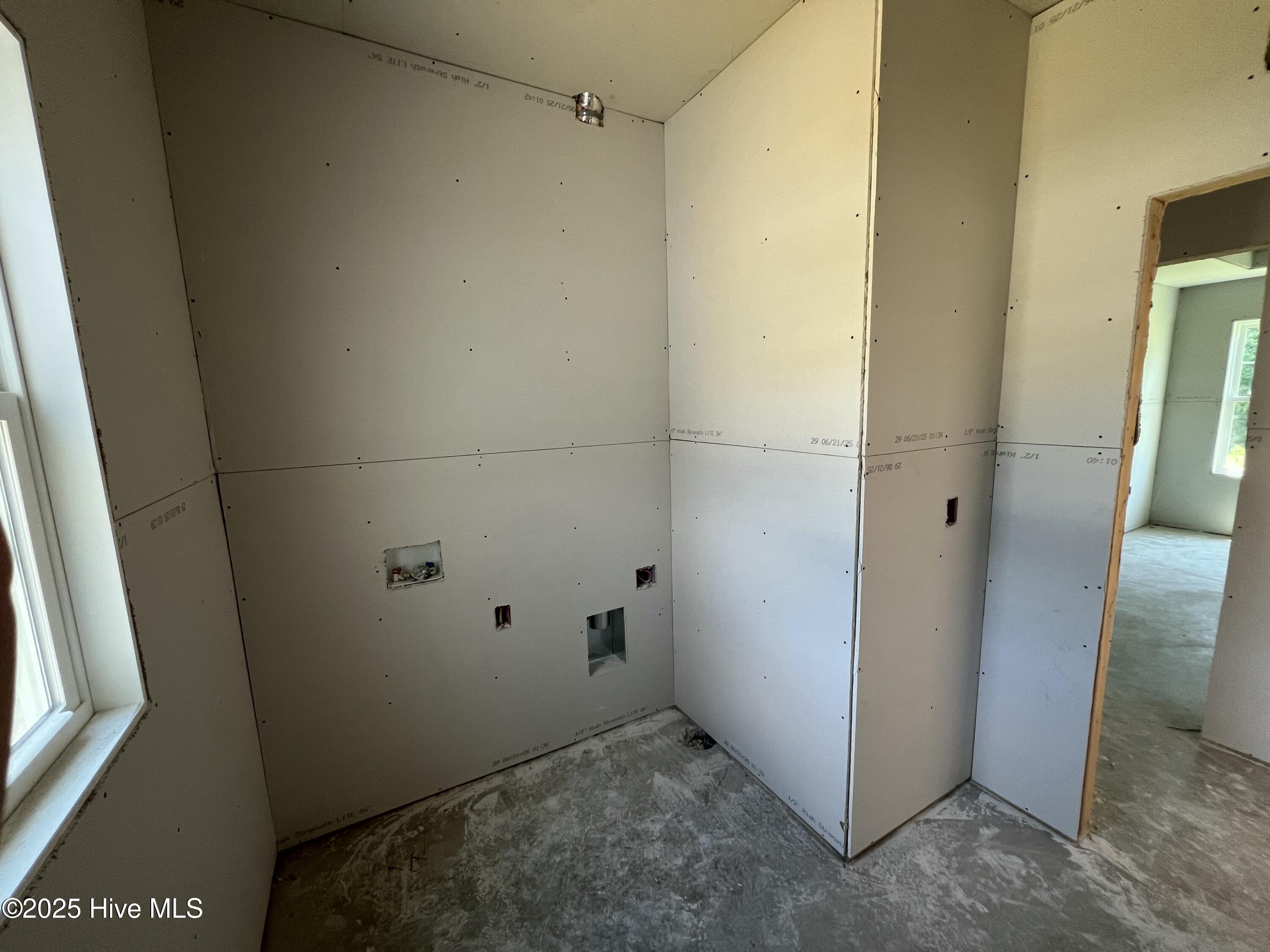 208 Creeks Edge Drive Property Photo 11