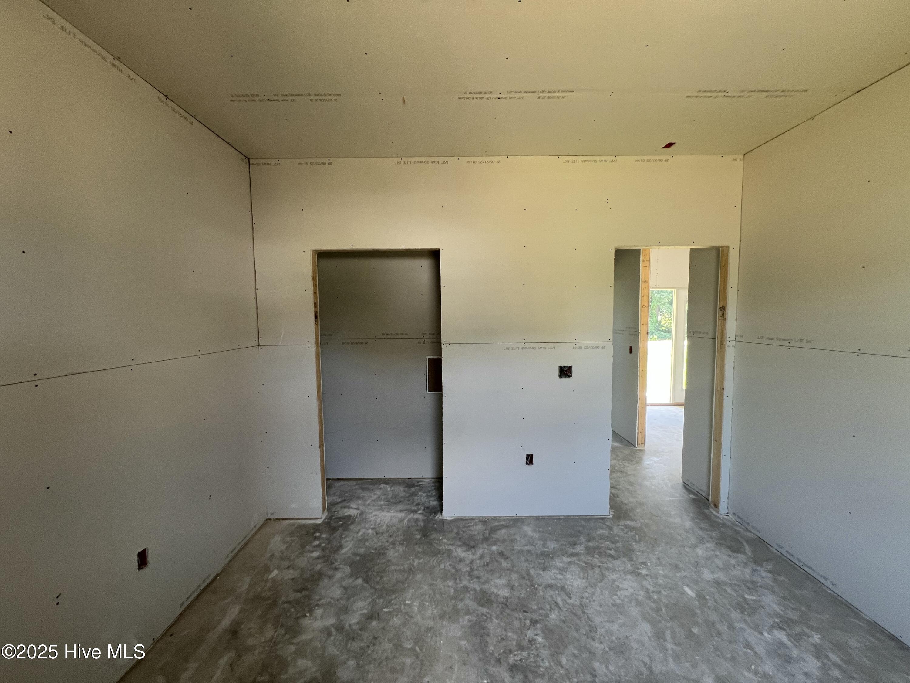 208 Creeks Edge Drive Property Photo 13
