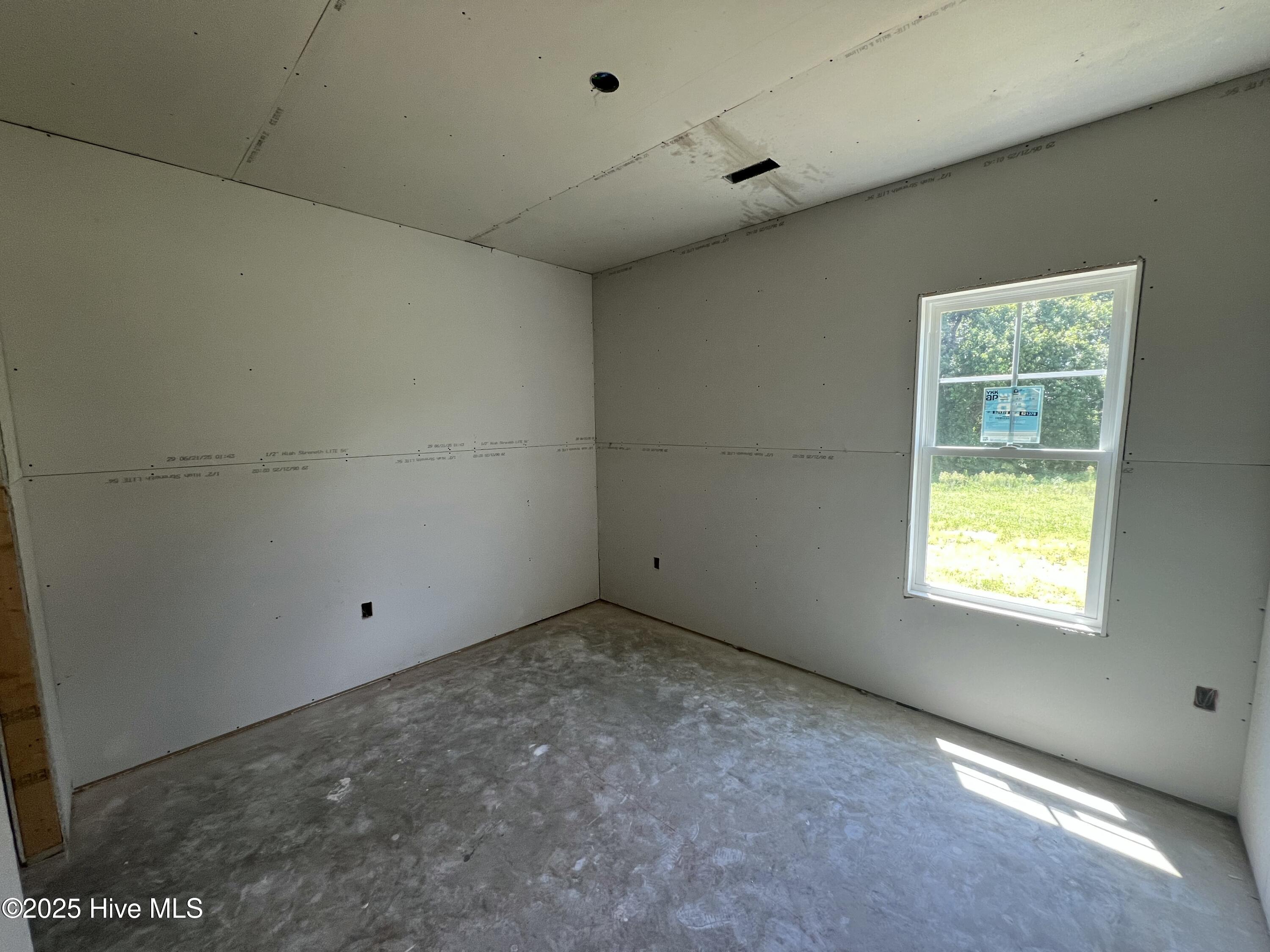 208 Creeks Edge Drive Property Photo 14