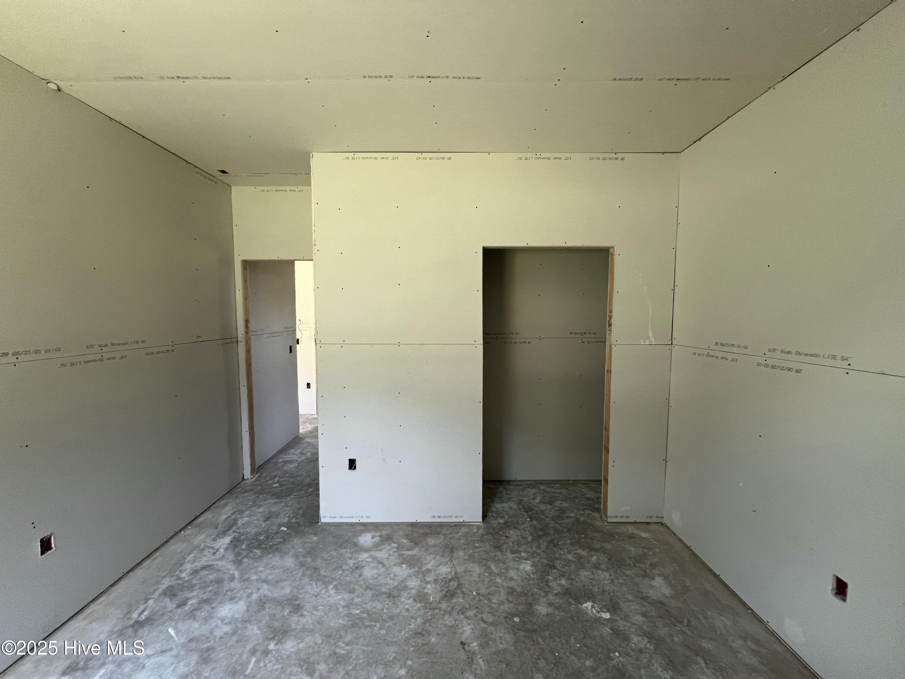 208 Creeks Edge Drive Property Photo 15