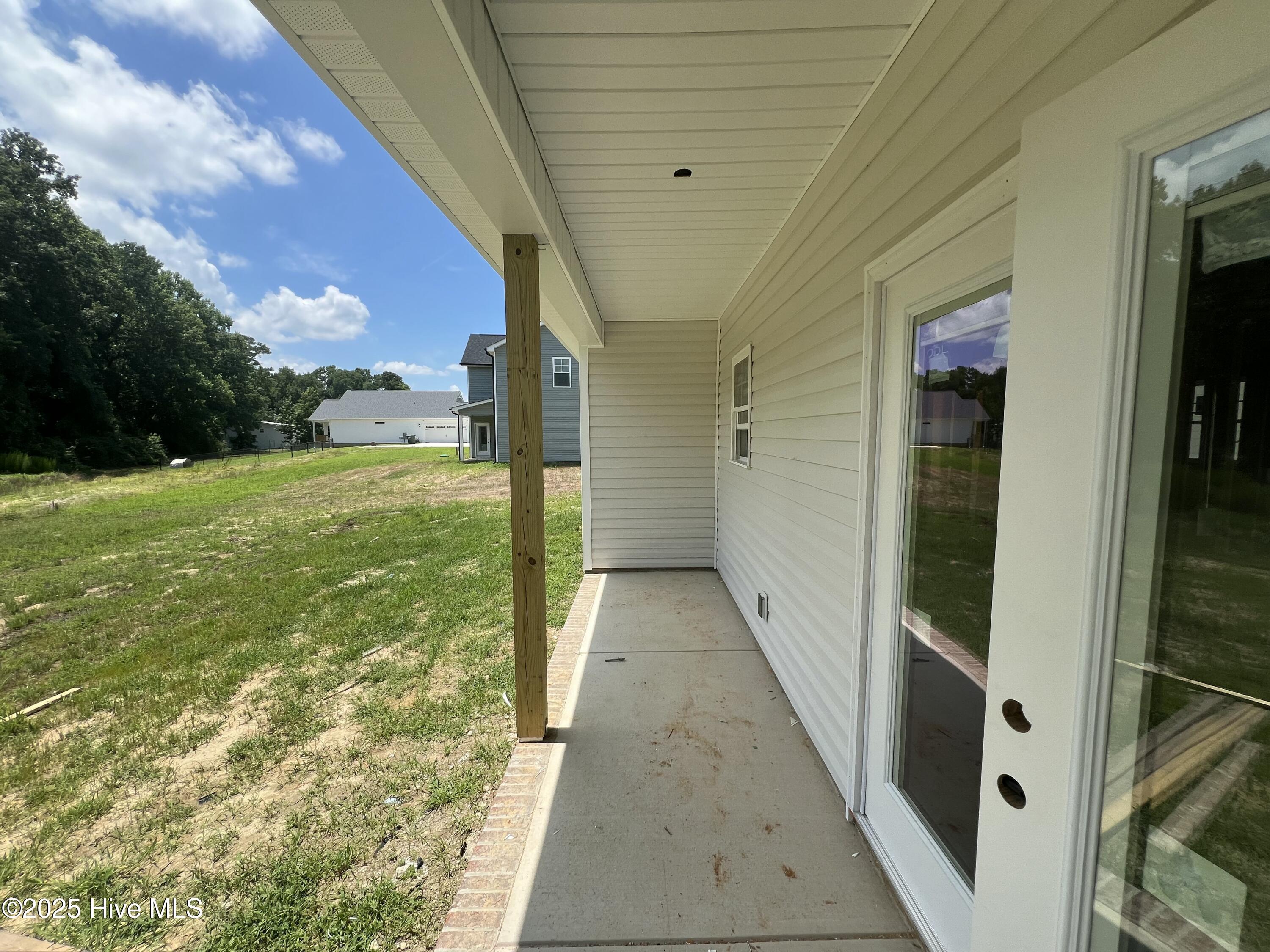 208 Creeks Edge Drive Property Photo 17