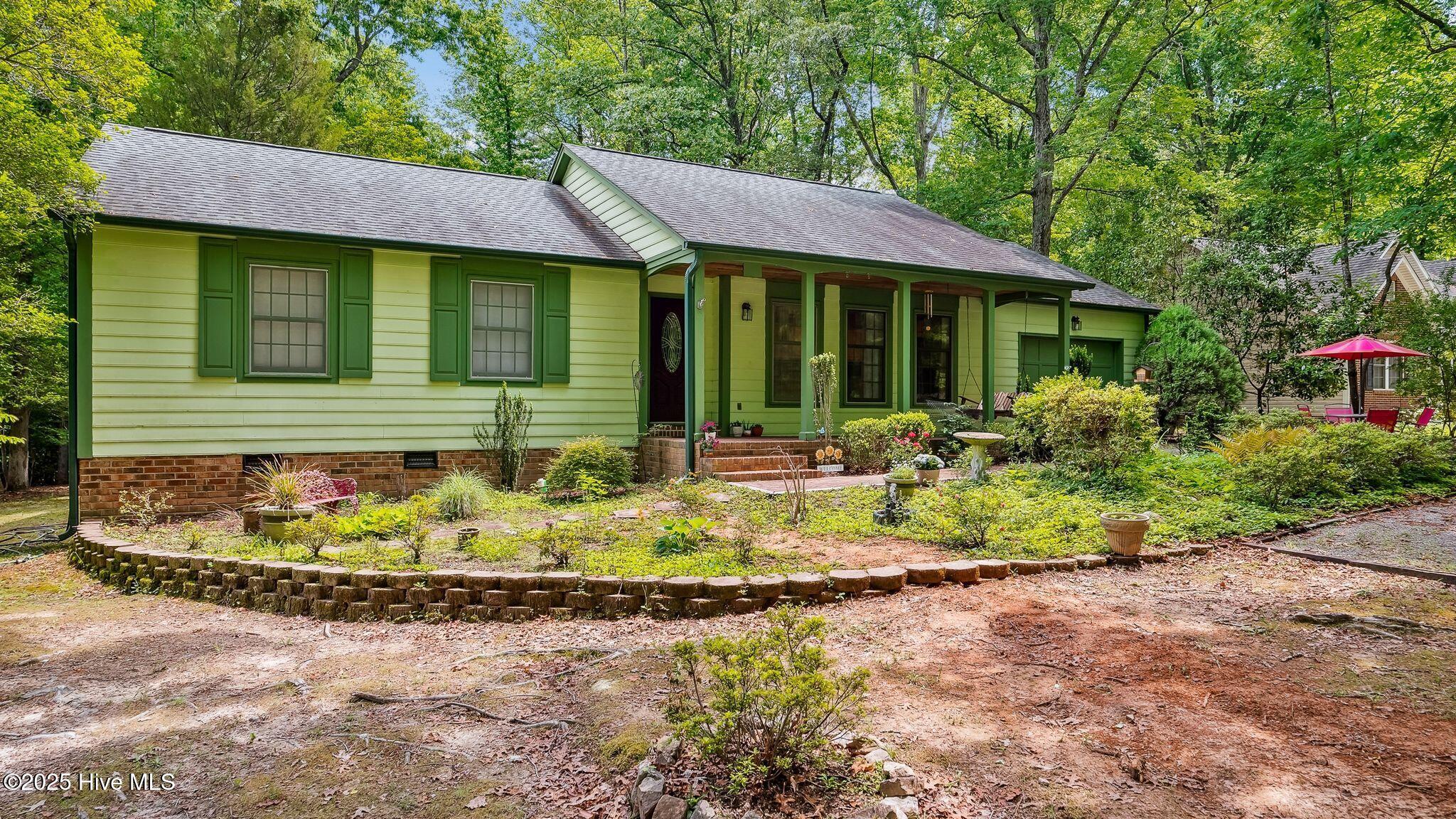 2114 Traceway Property Photo 4