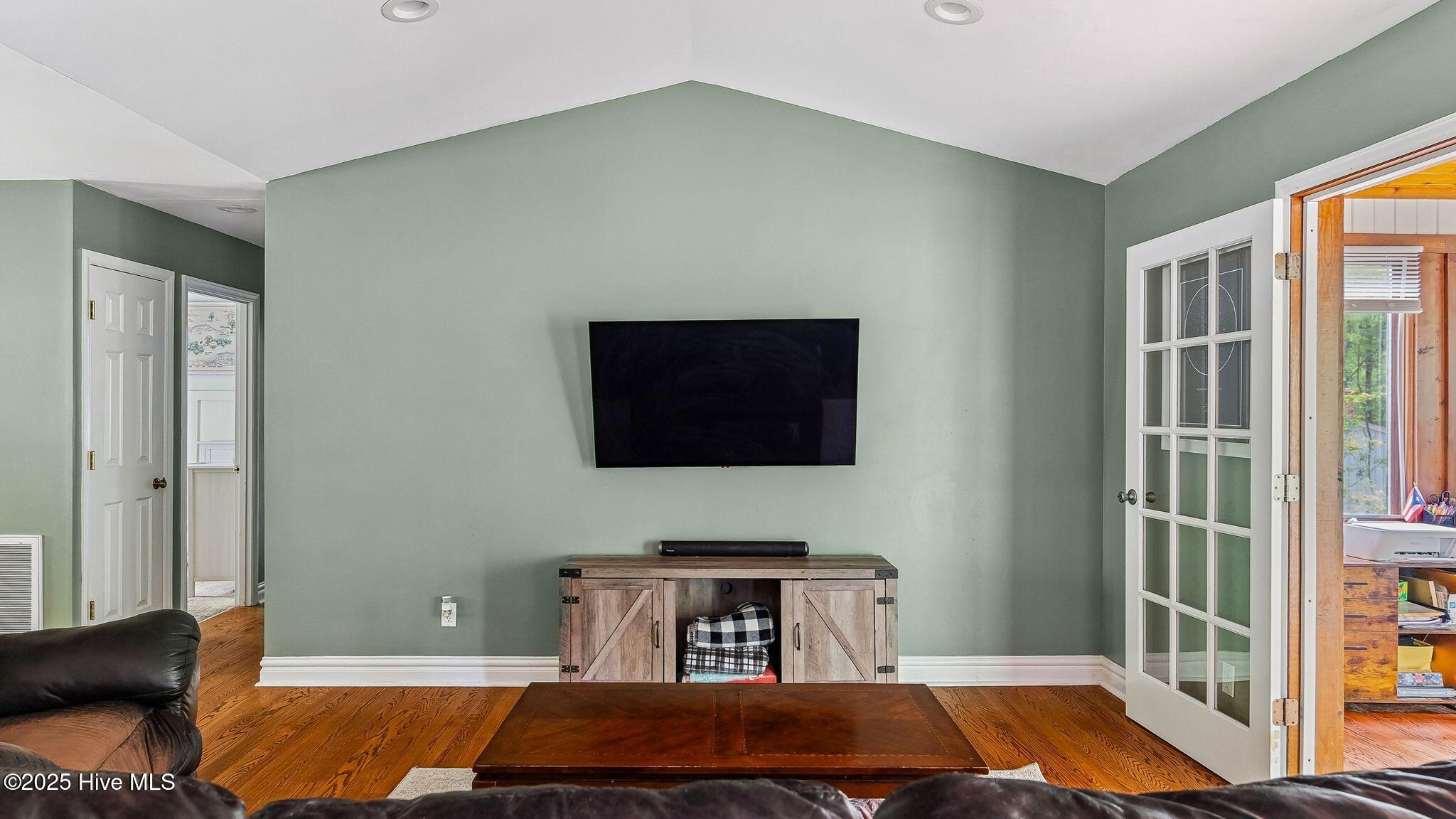 2114 Traceway Property Photo 14