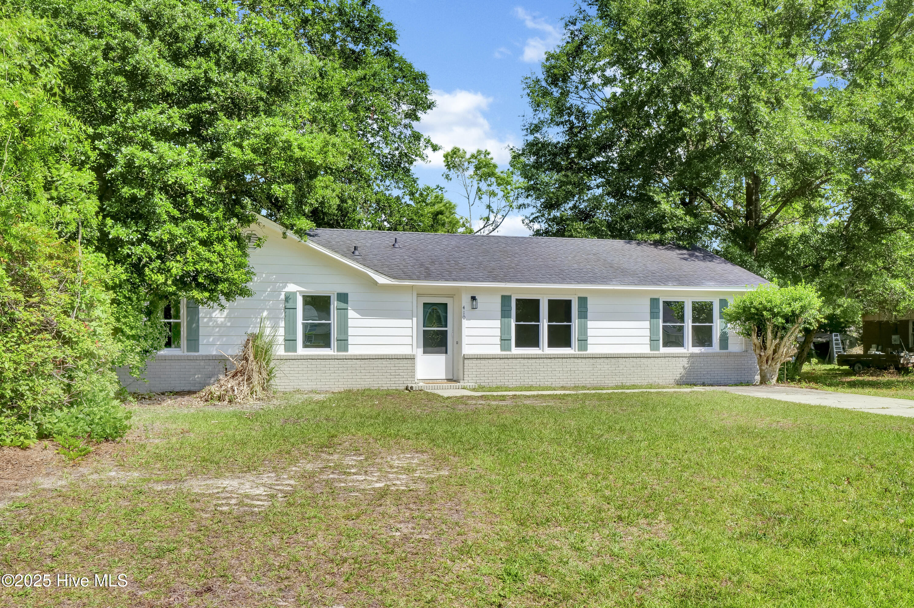410 Millhouse Road Property Photo
