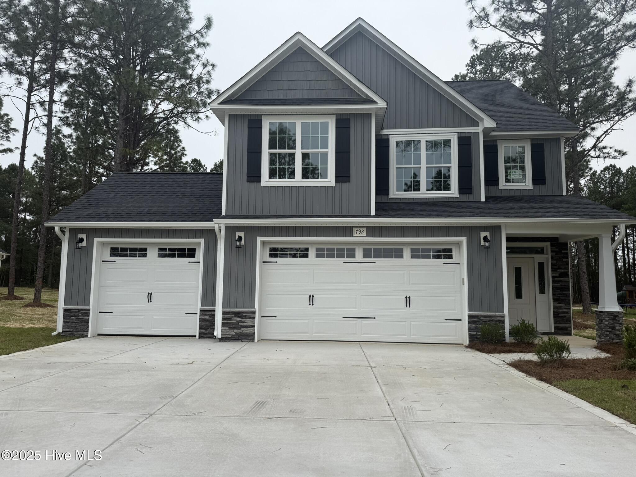 792 Winds Way Property Photo