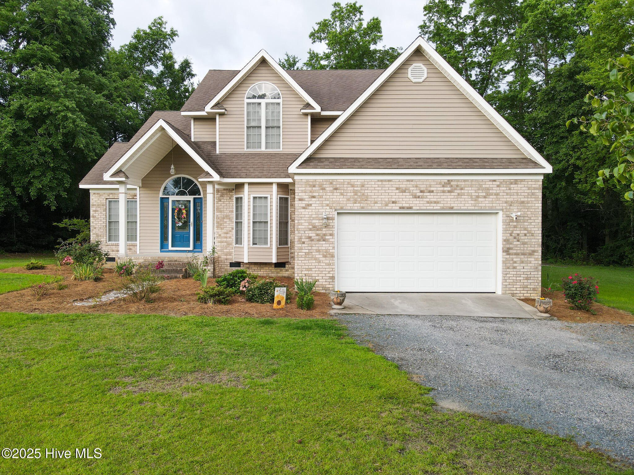 2694 Mount Moriah Road Property Photo 1