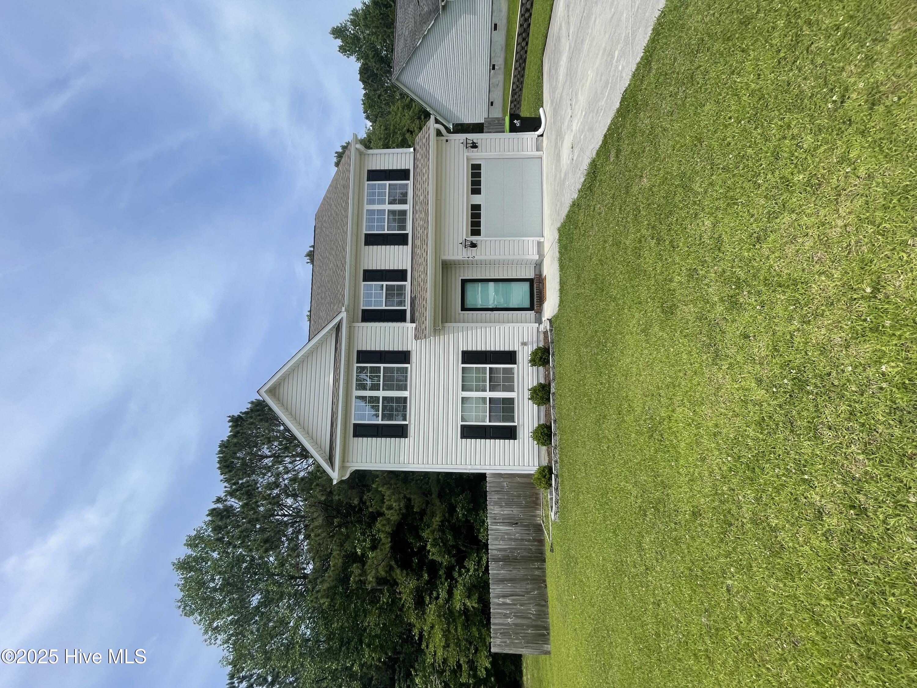 146 Broadleaf Drive Property Photo