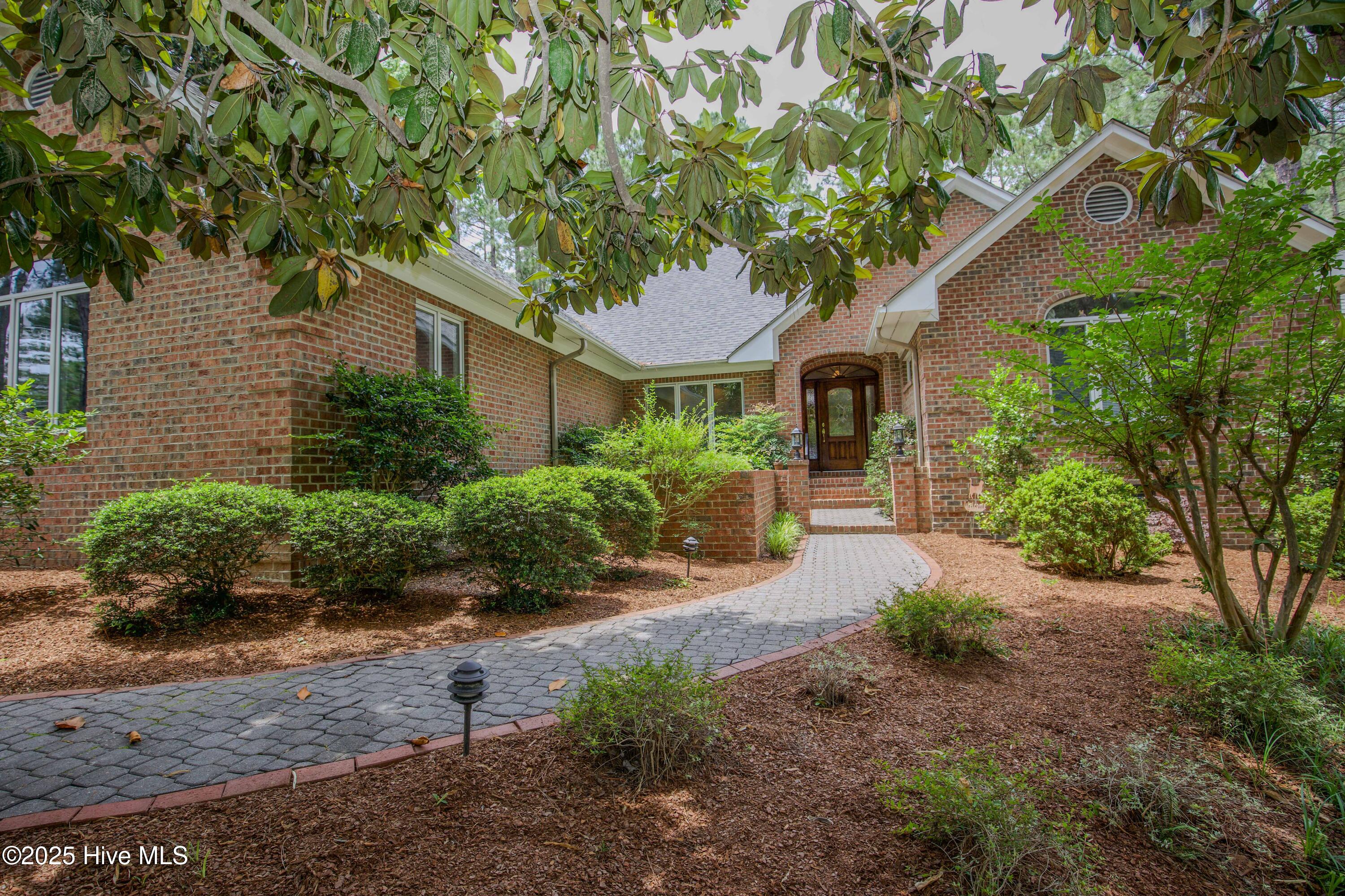 17 Troon Drive Property Photo 3