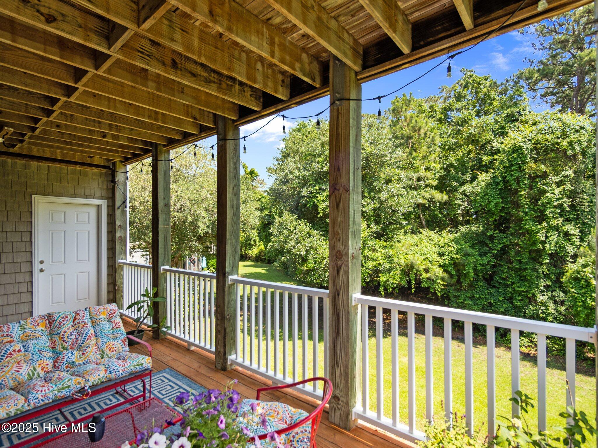 100 Lighthouse Lane B2 Property Photo 4