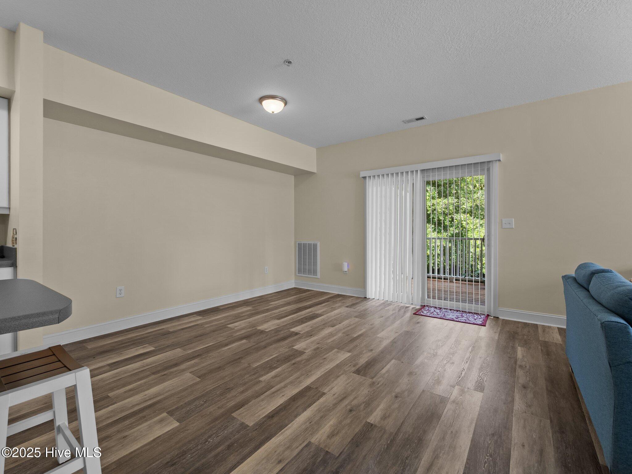 100 Lighthouse Lane B2 Property Photo 23