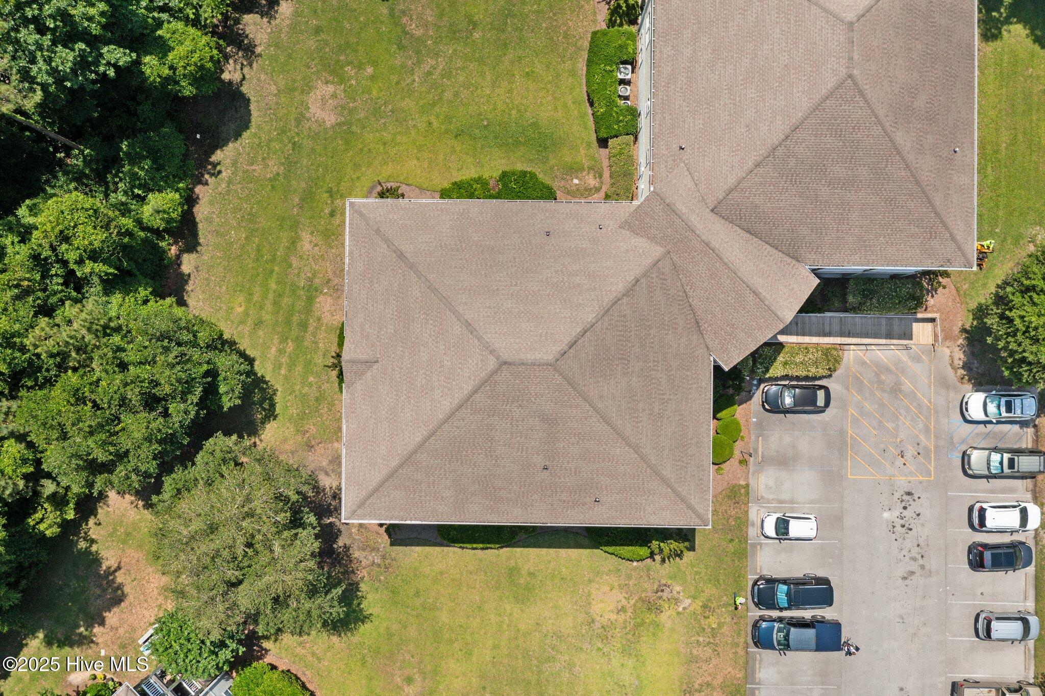 100 Lighthouse Lane B2 Property Photo 44