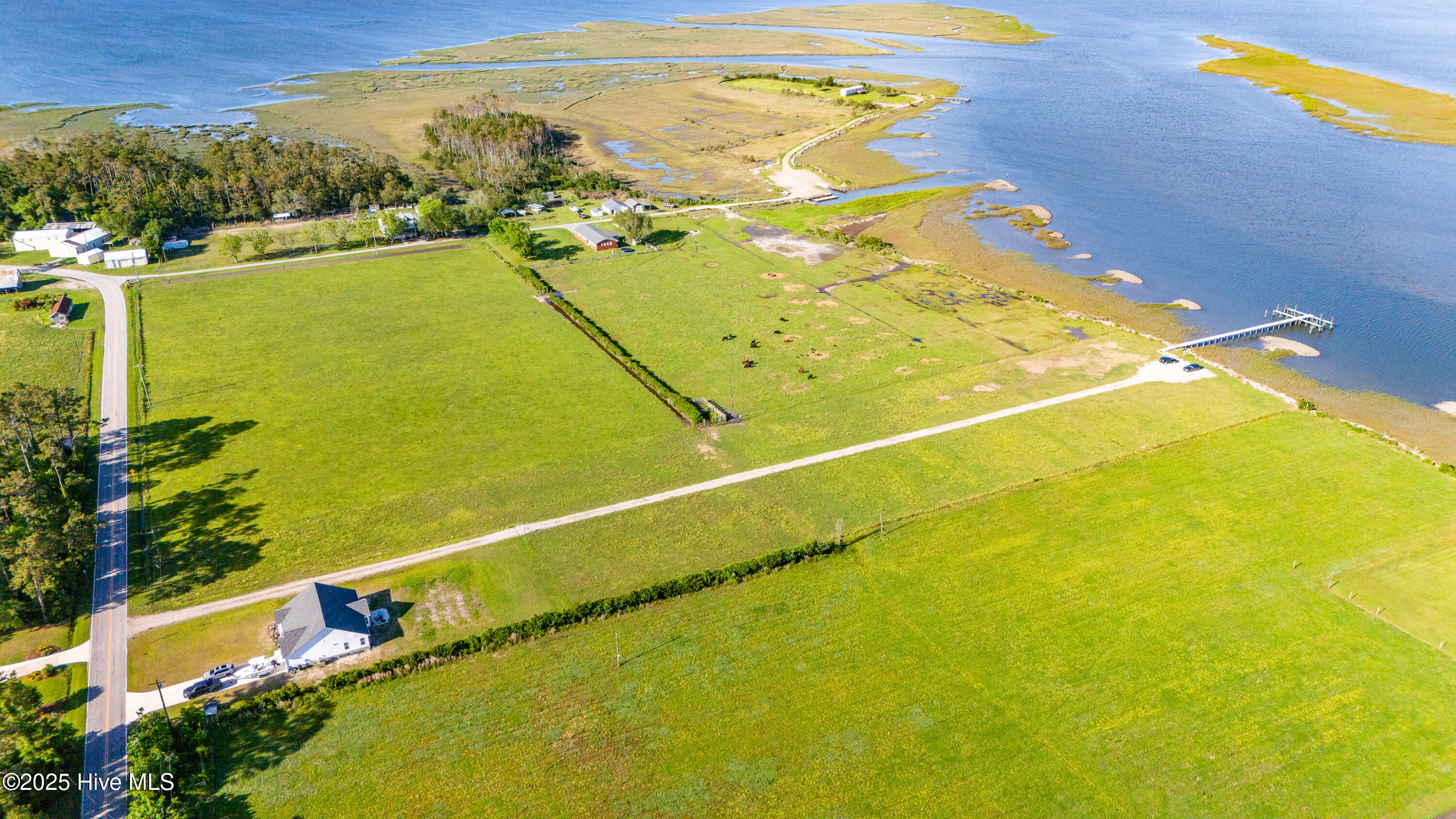 964 Country Club Road Property Photo 10